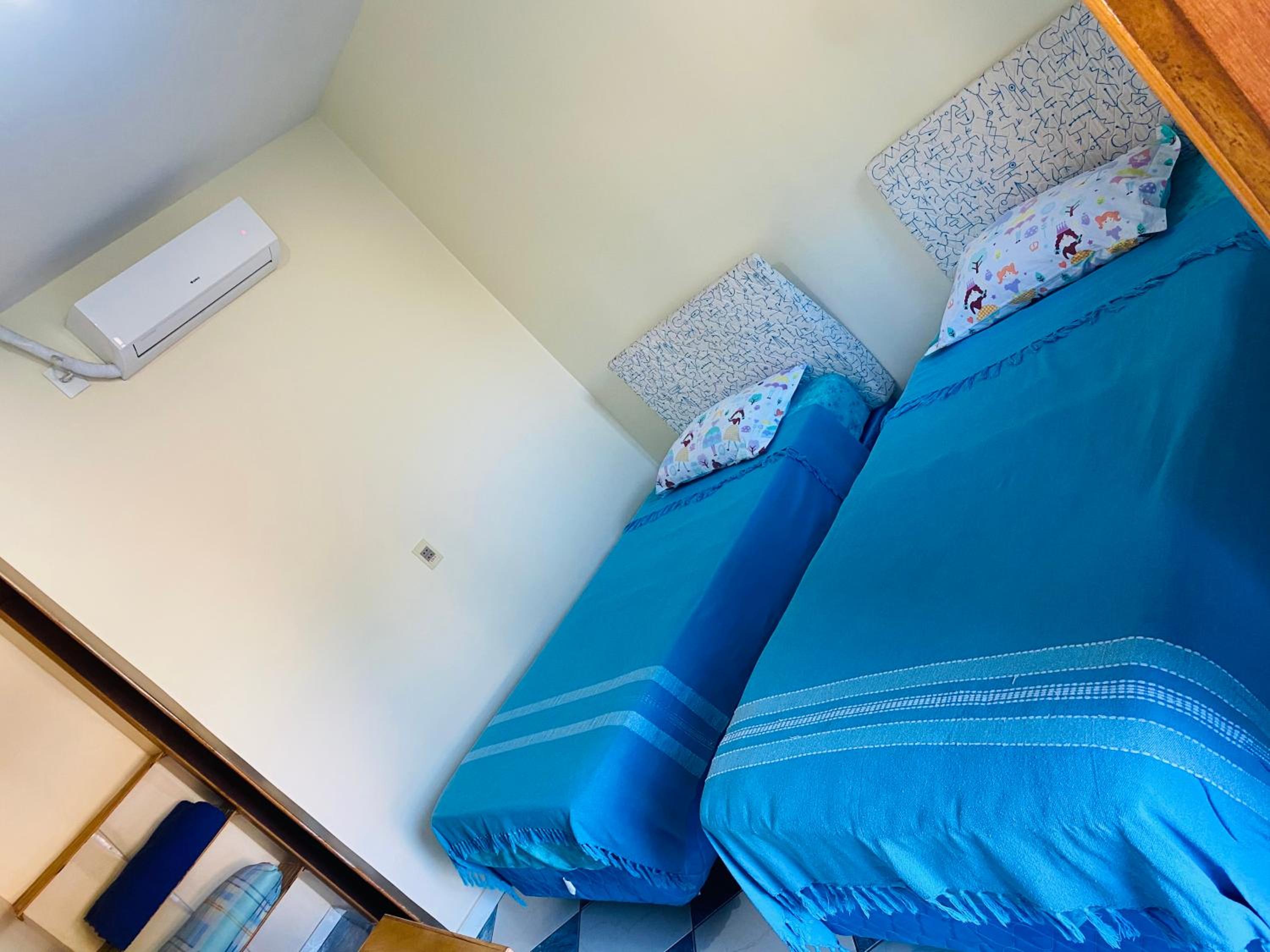 Double Room with Private Bathroom - Photo 6