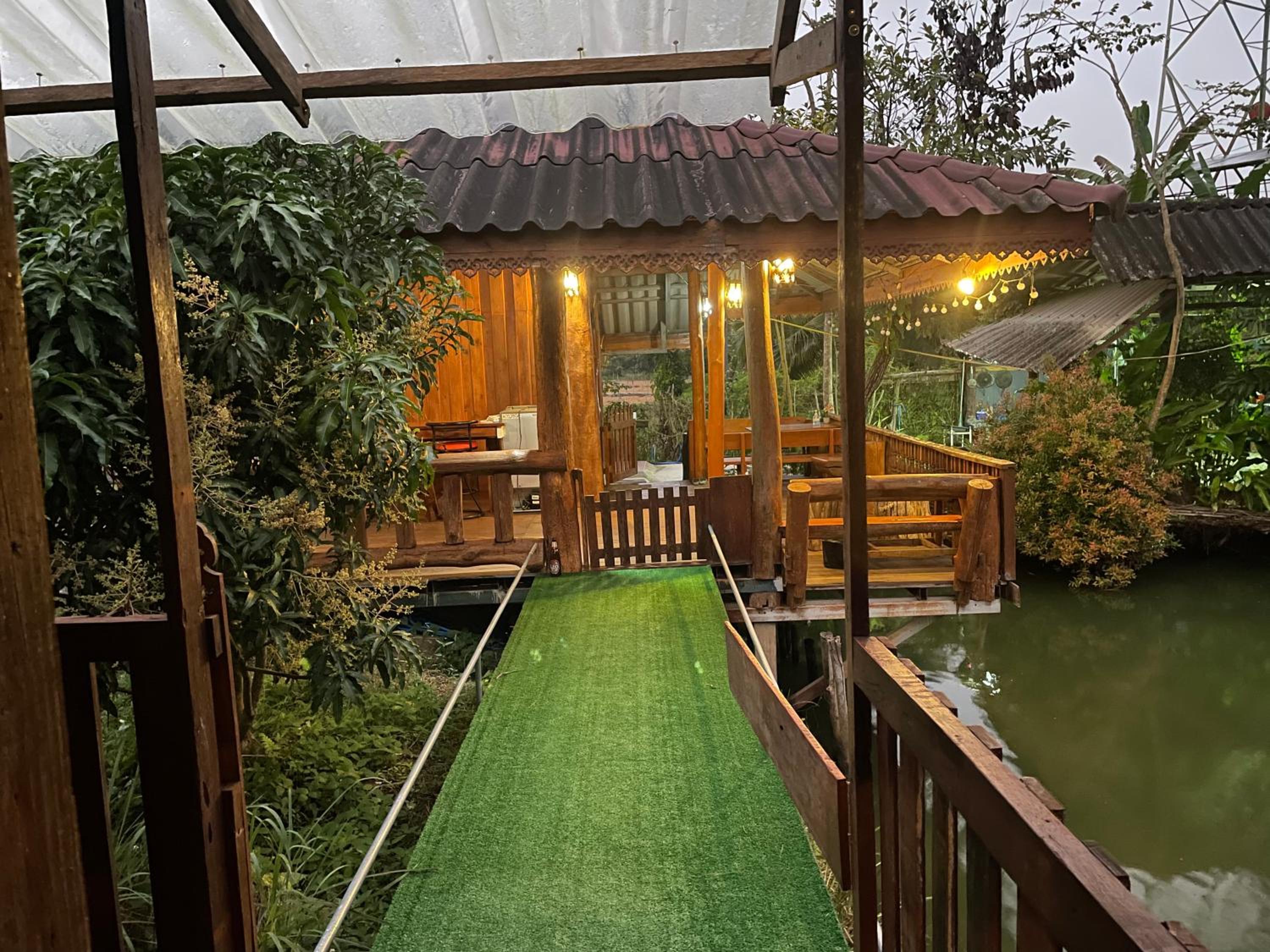 Double Room with Park View - Photo 24