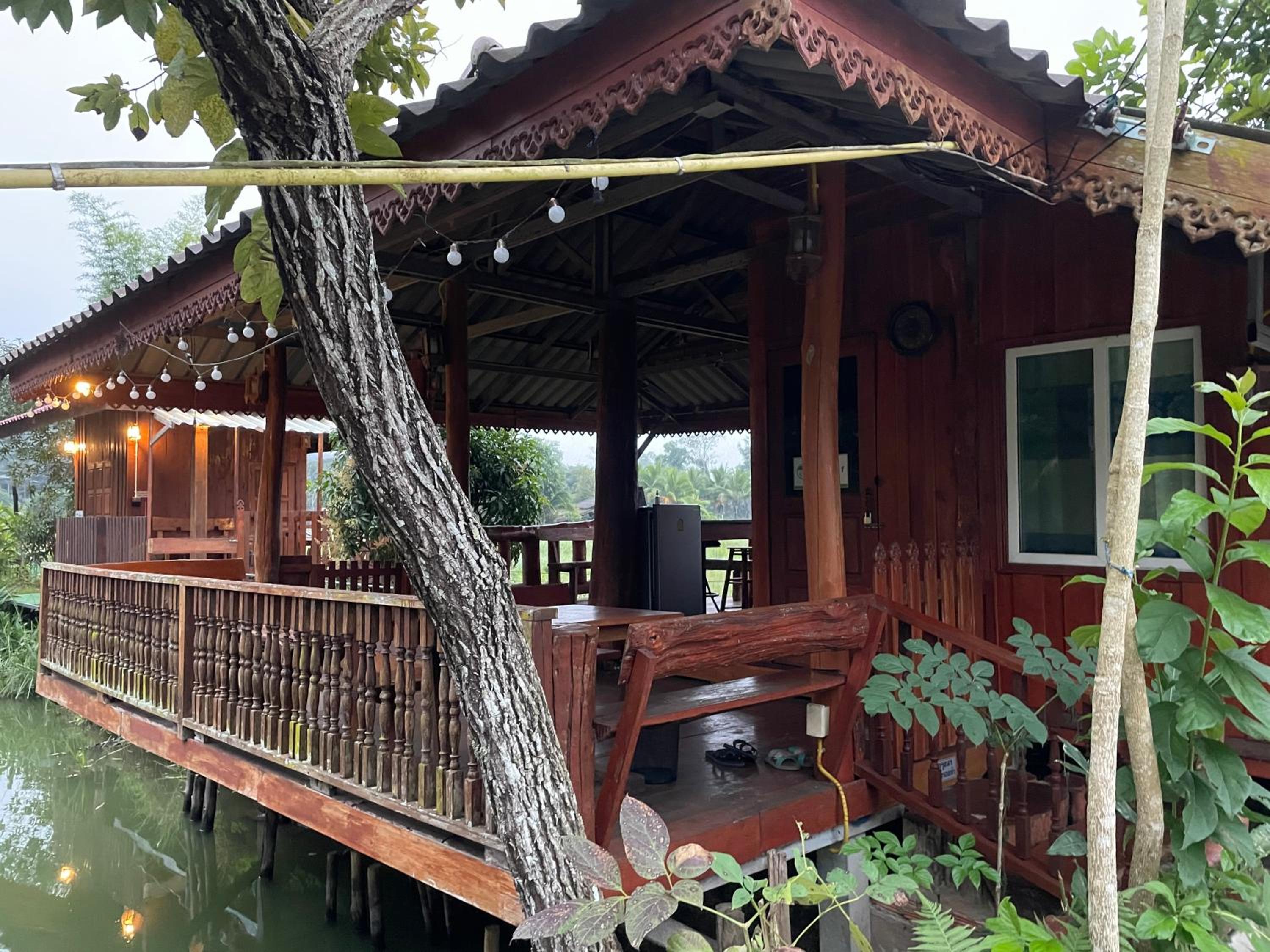 Double Room with Park View - Photo 16