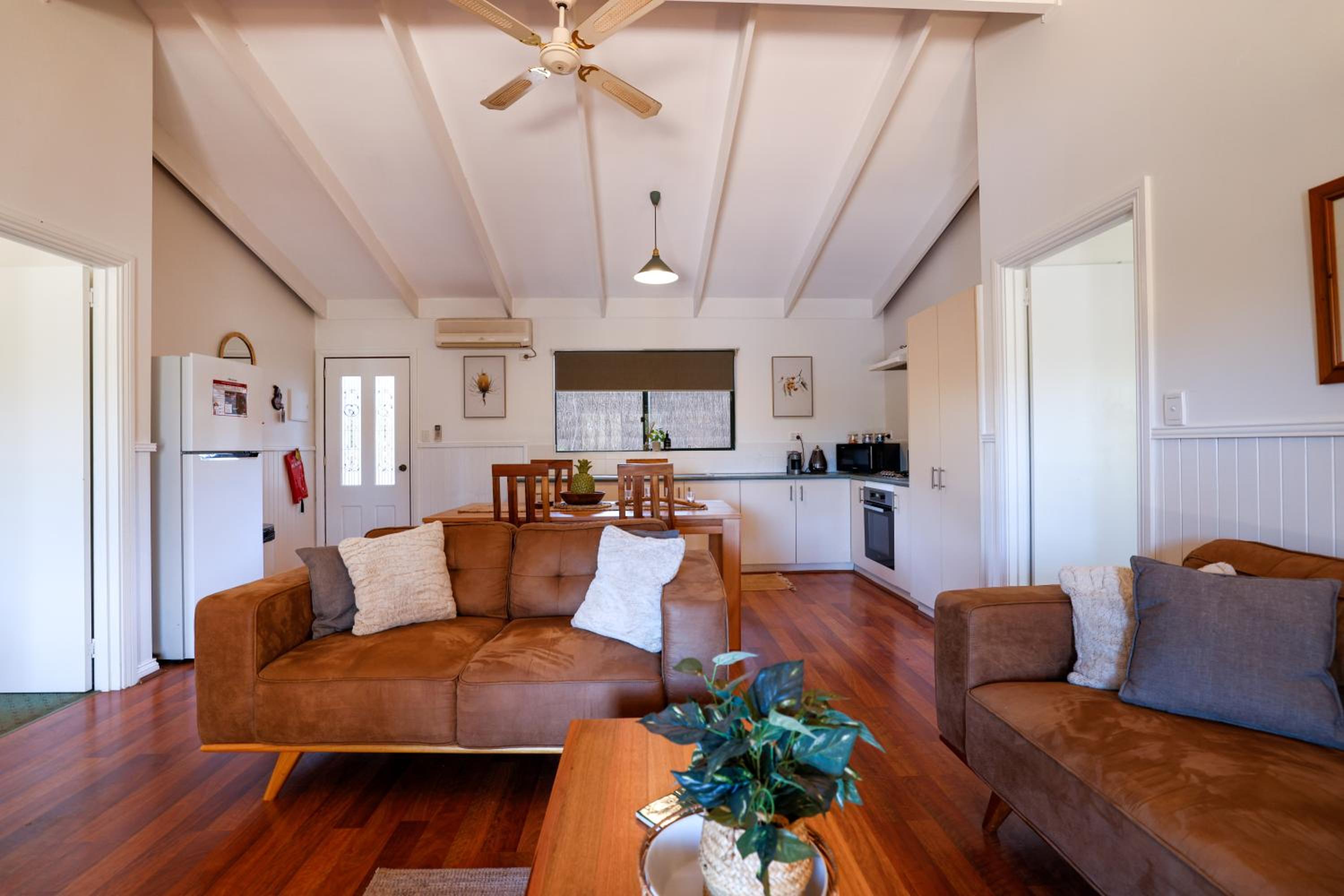 Deluxe Chalet with Private Jetty photo 1