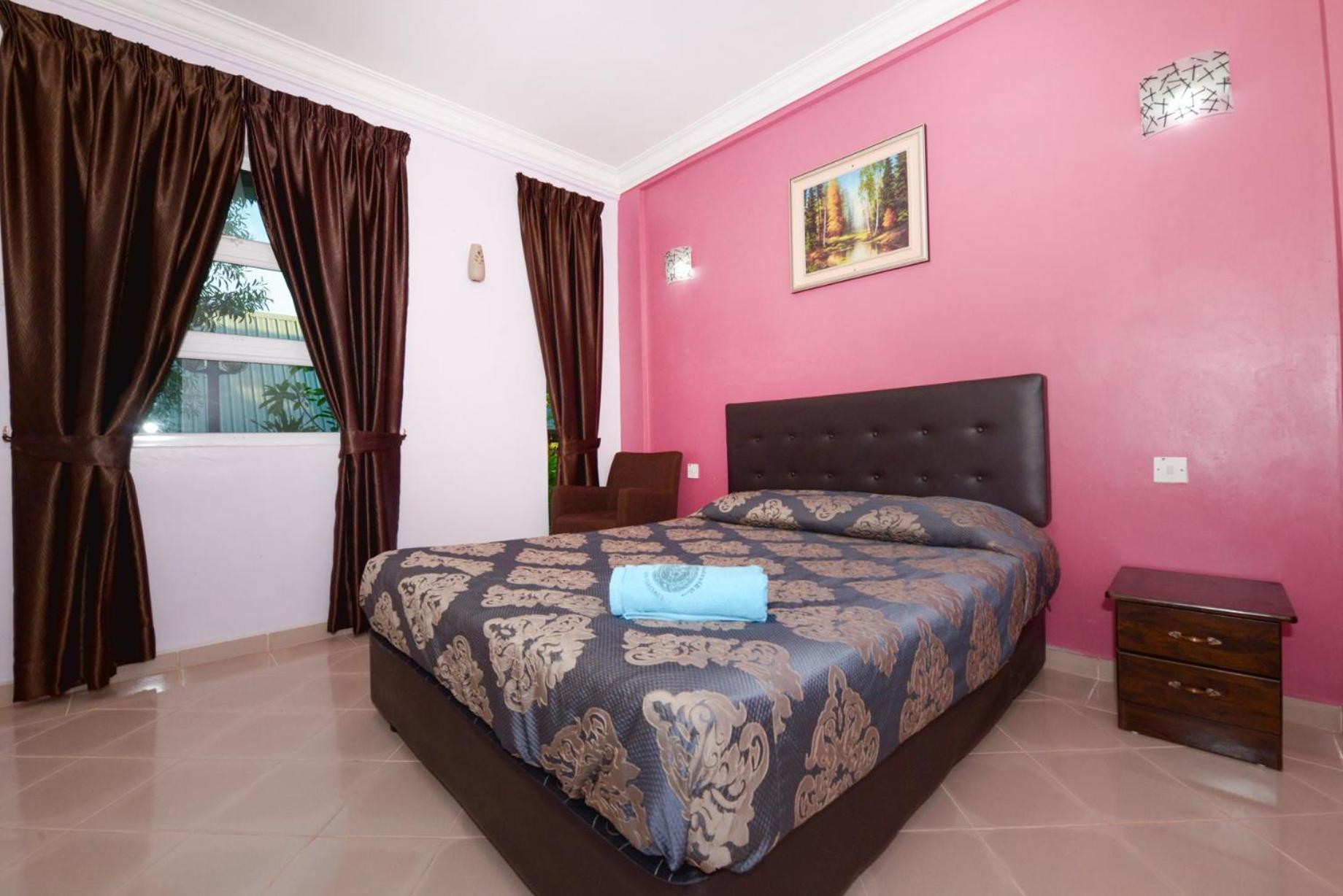 Deluxe Double Room with Side Sea View photo 3