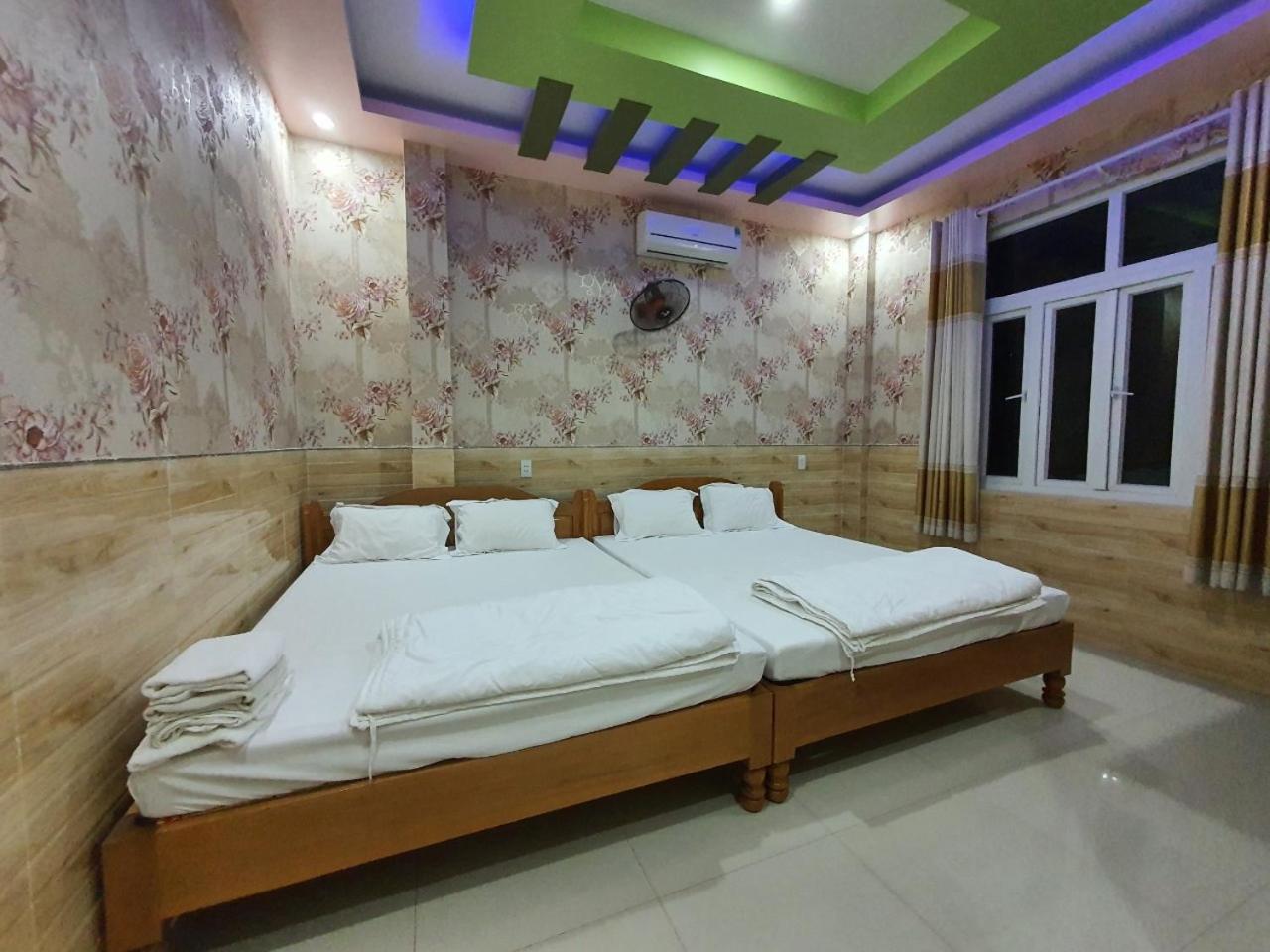 Double or Twin Room with Extra Bed photo 3