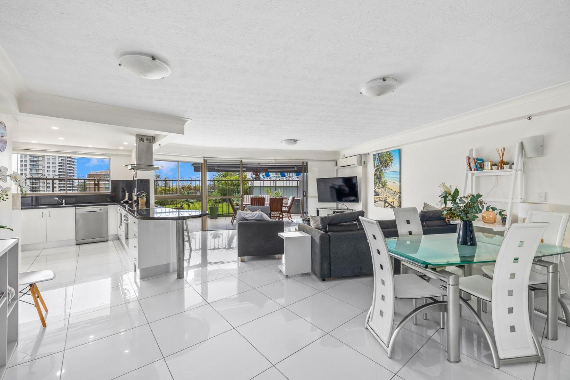 Superior Two-Bedroom Apartment - Ground Floor - Photo 1