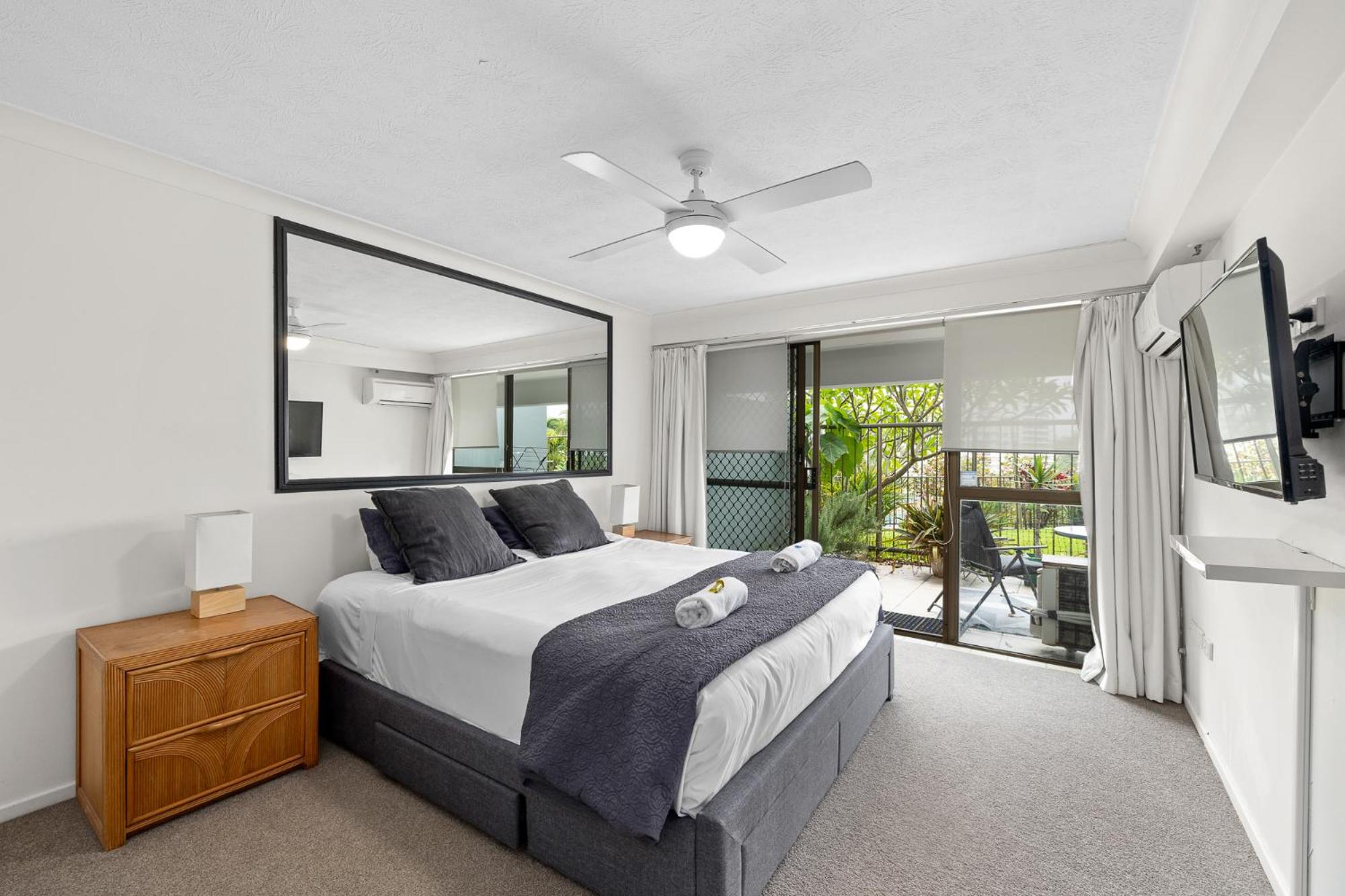 Superior Two-Bedroom Apartment - Ground Floor - Photo 20