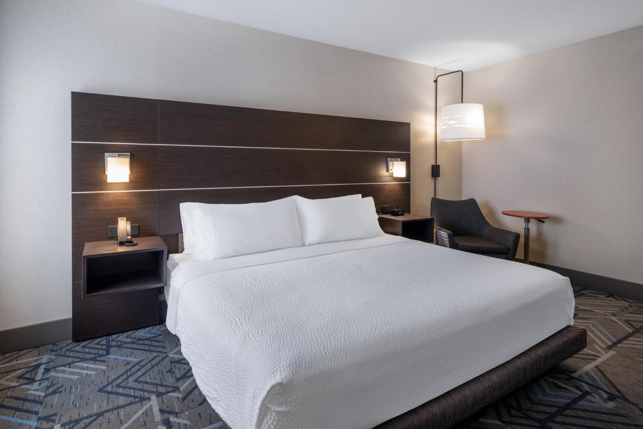 King Suite with Sofa Bed - Photo 3