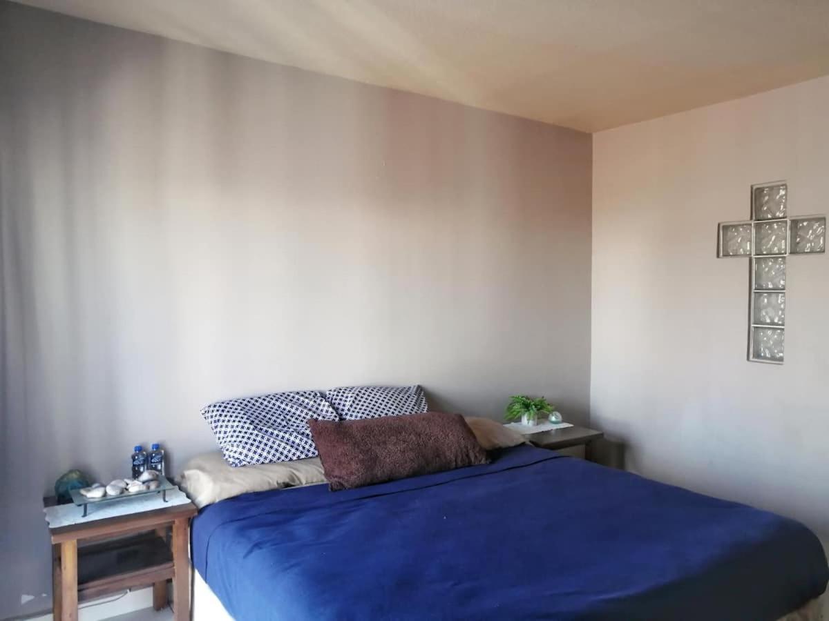 Three-Bedroom House - Photo 3