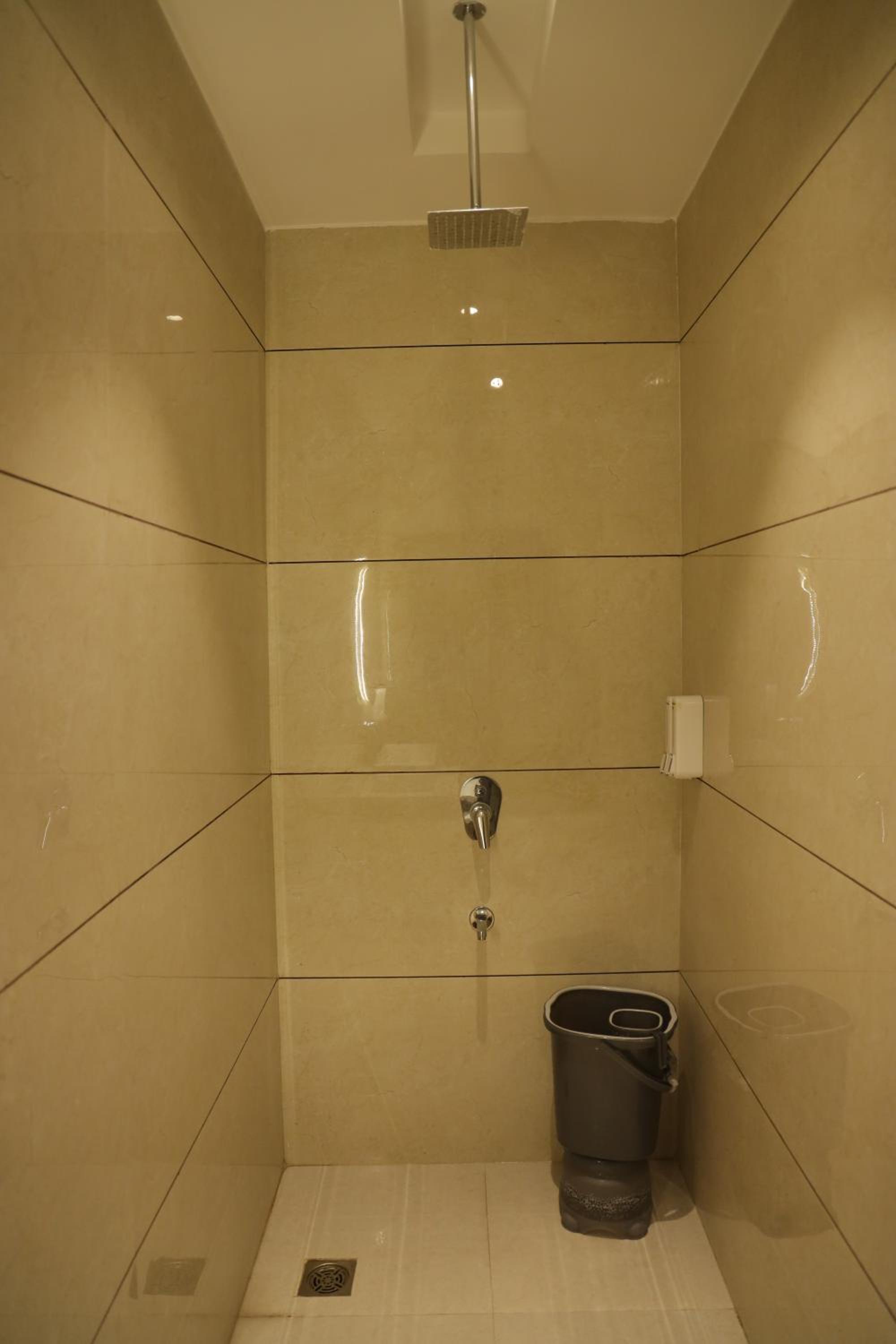 Superior King Room - Photo 7