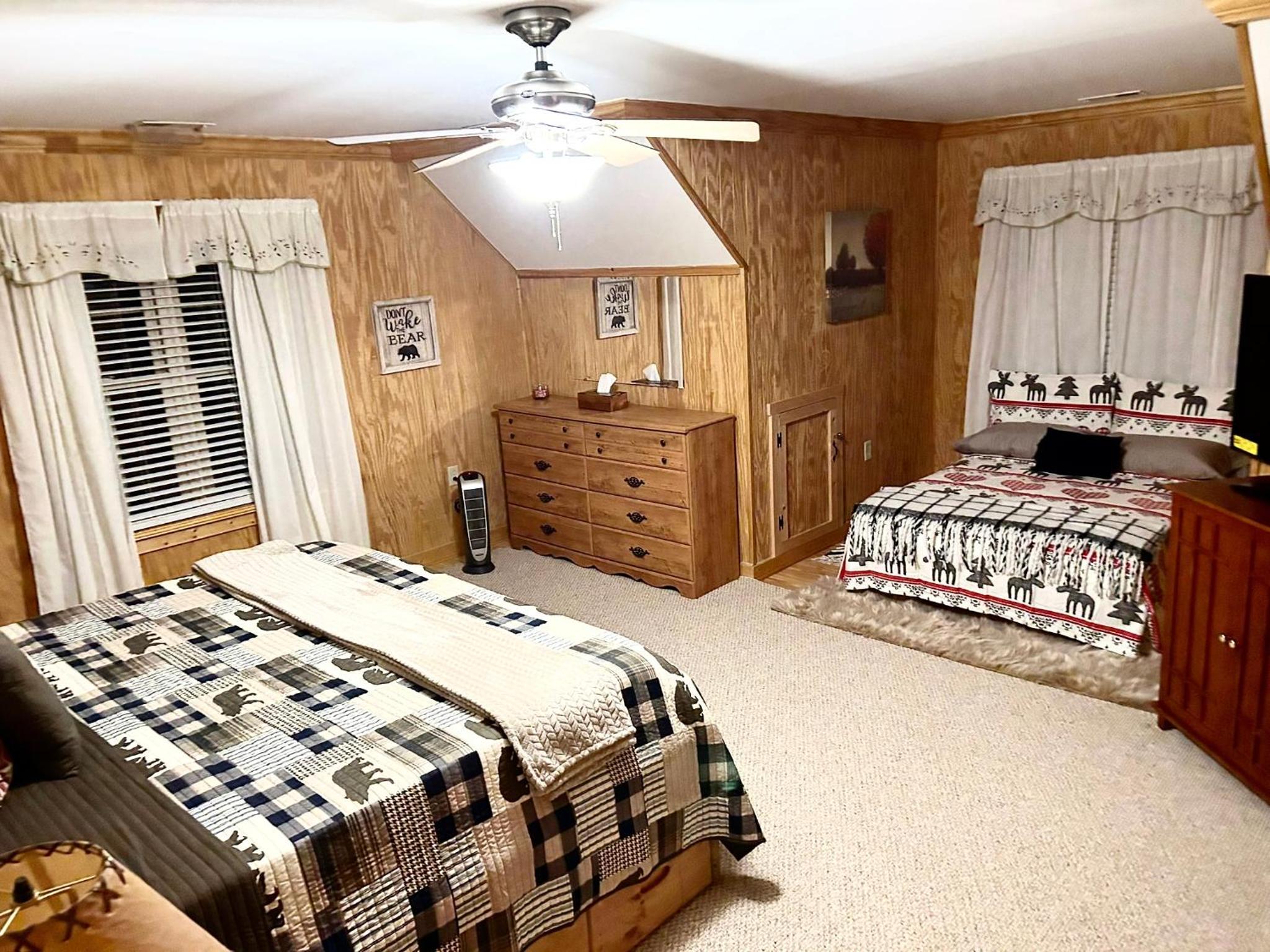 Three-Bedroom House photo 1