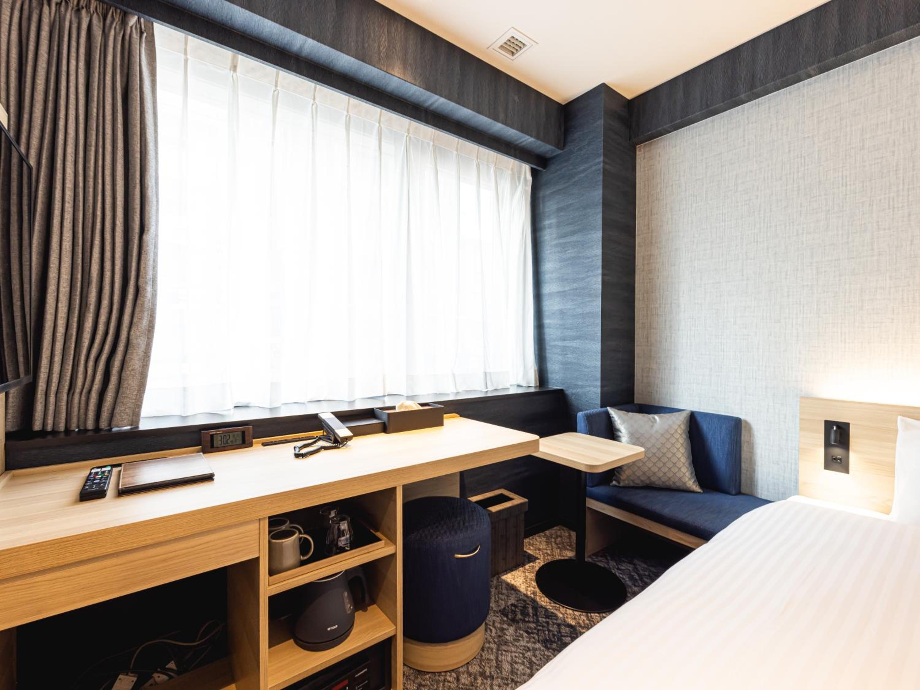 Standard Twin Room - Photo 6