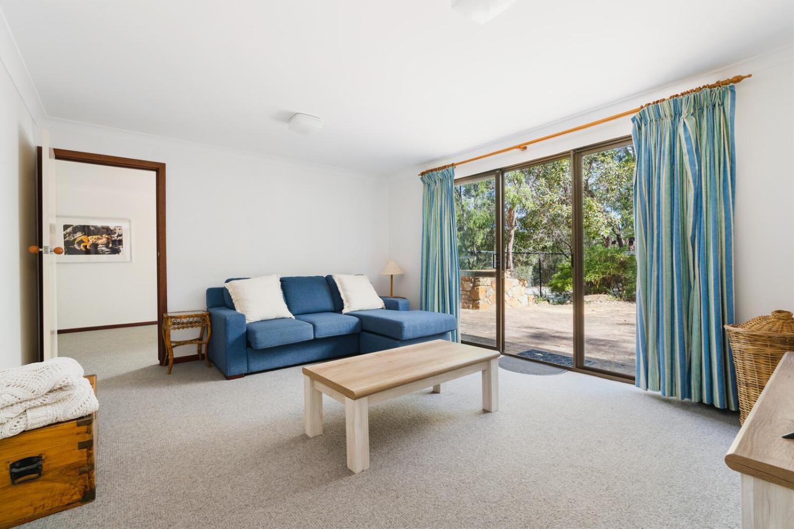 Four-Bedroom House photo 1