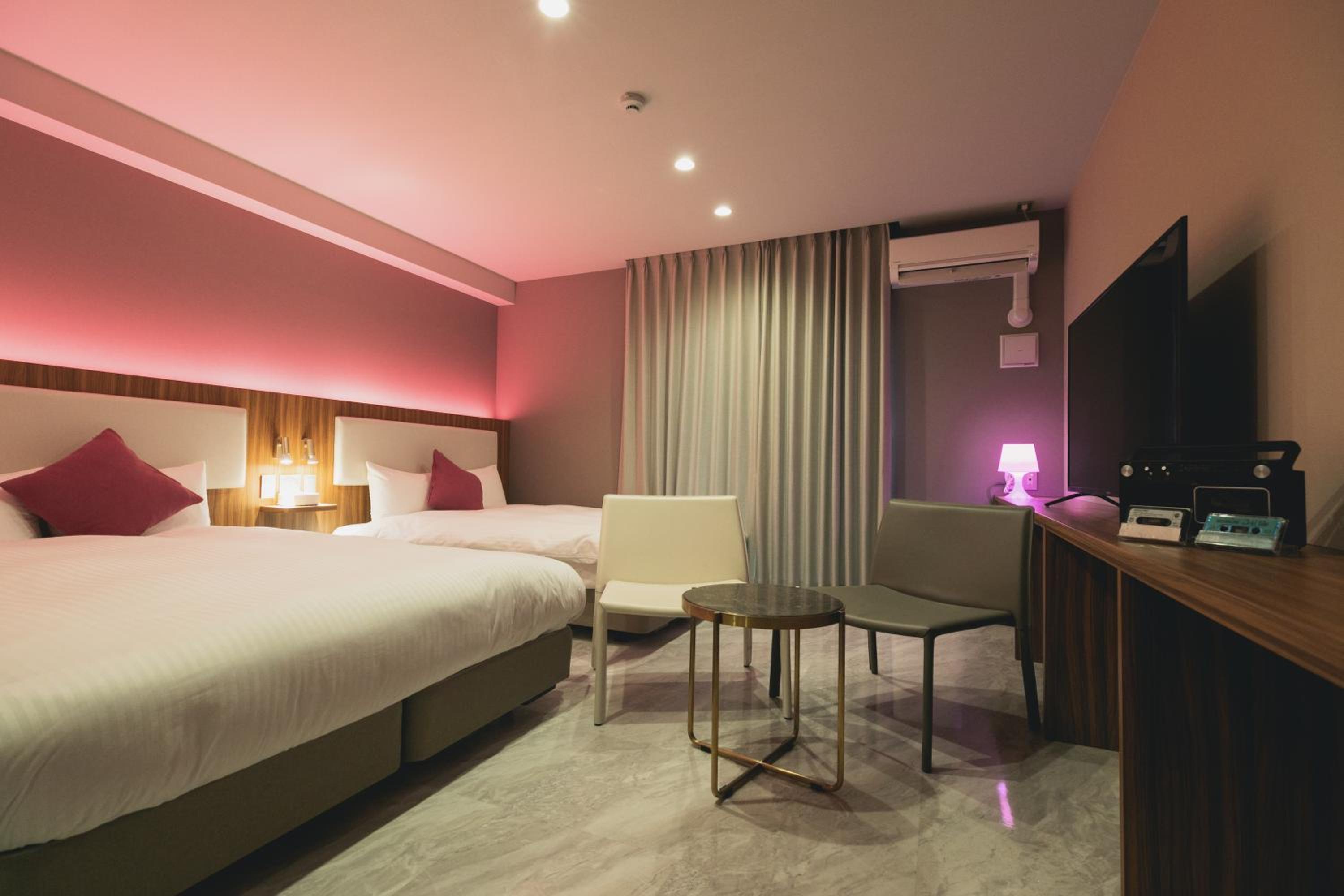 Superior Twin Room - Photo 3