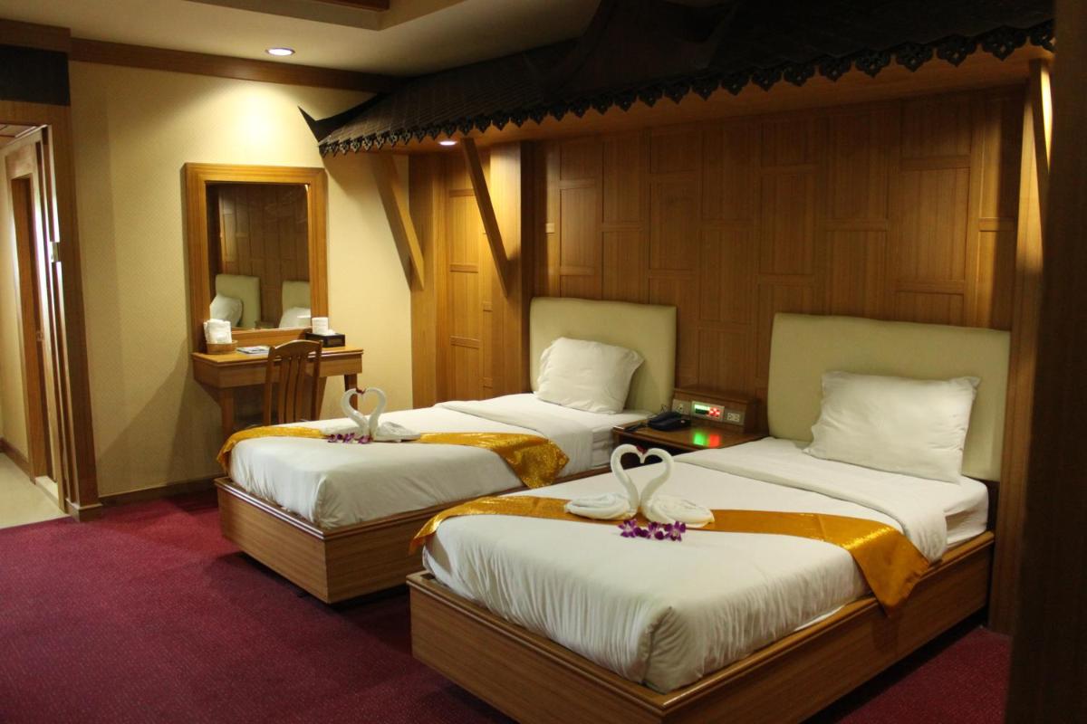 Standard Twin Room photo 2