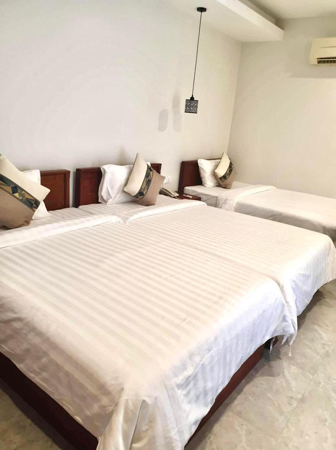 Standard Triple Room - Photo 13