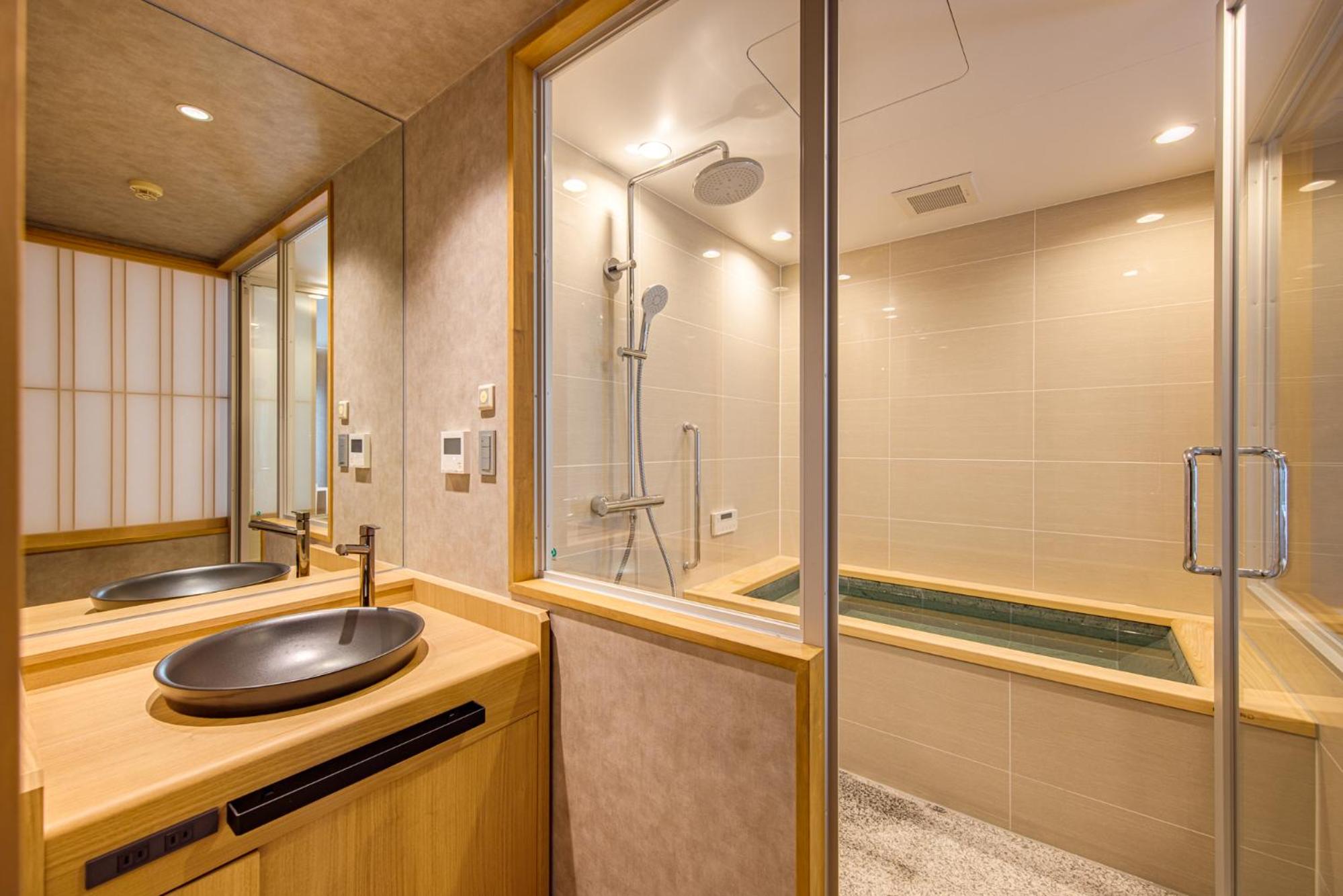 Standard Triple Room - Photo 2