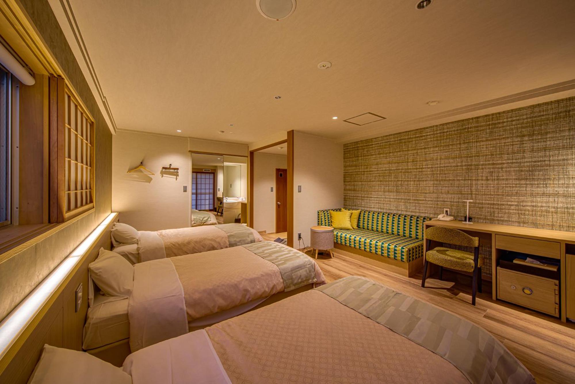 Standard Triple Room - Photo 8