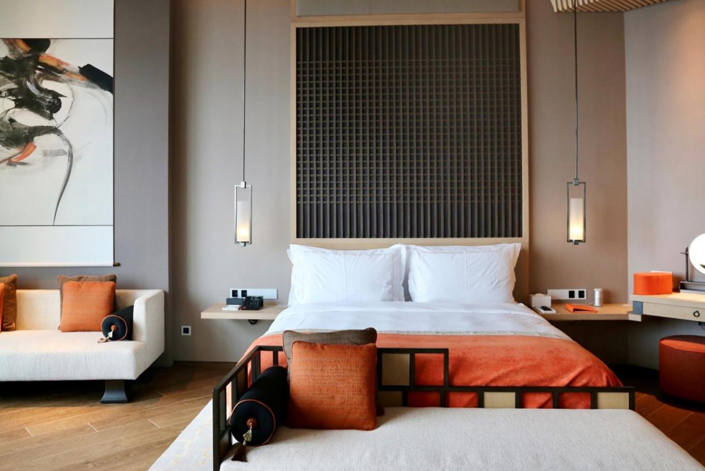 Premier King Room - Photo 1