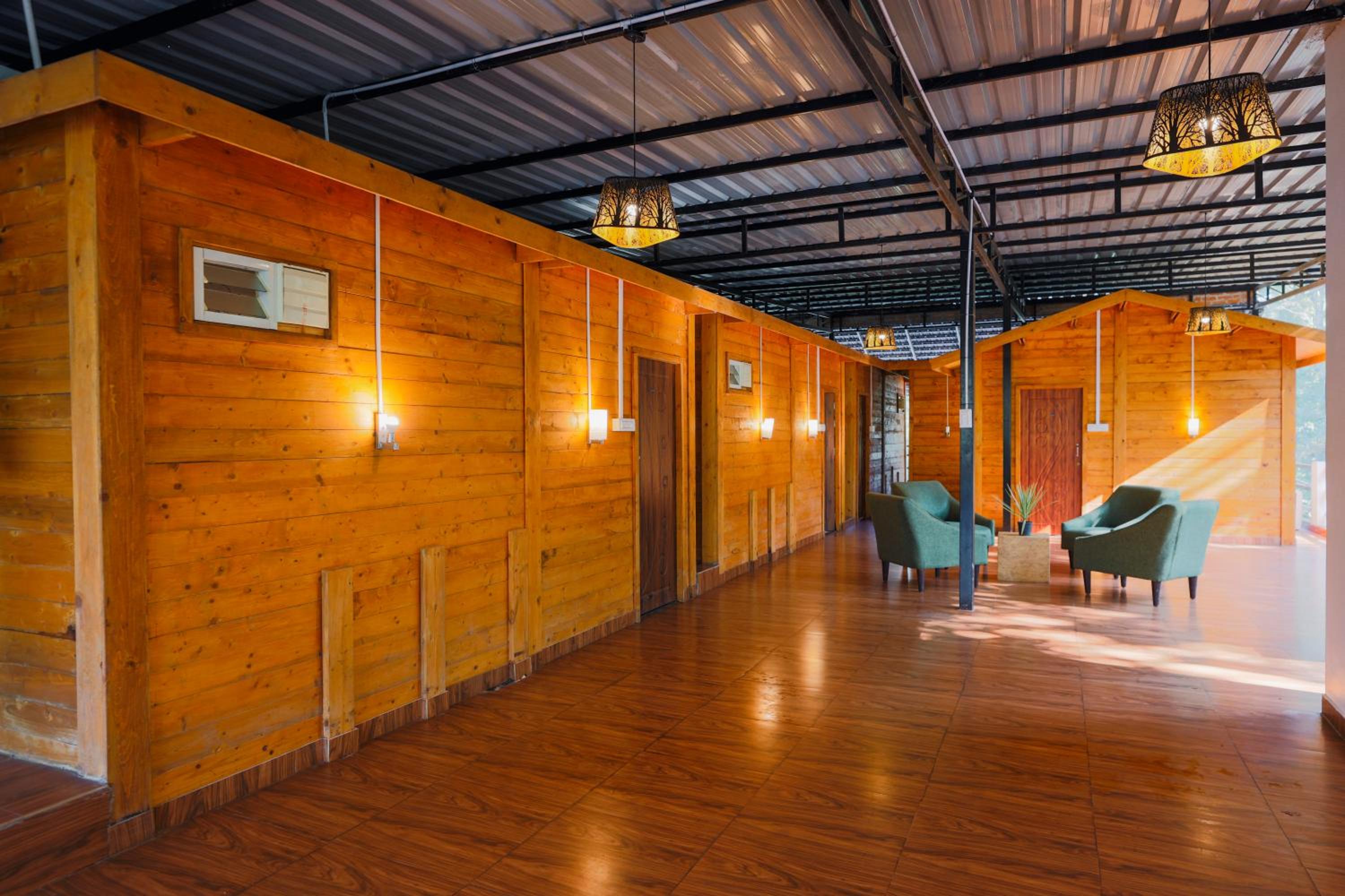 Studio with Mountain View - Photo 10