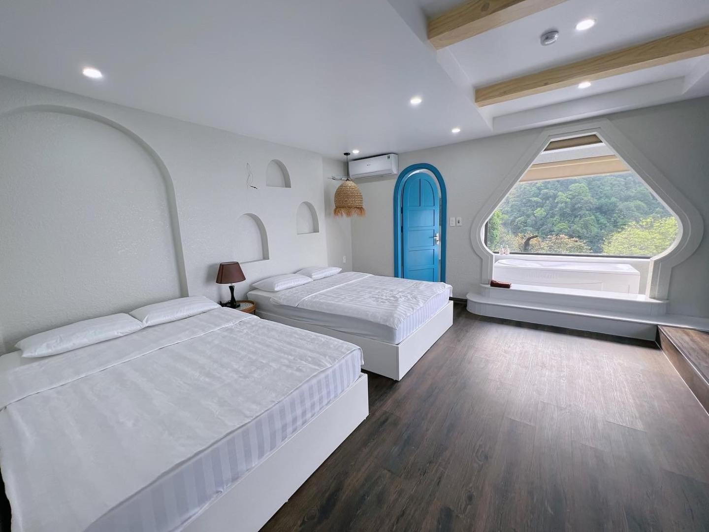 Deluxe Double Room photo 3