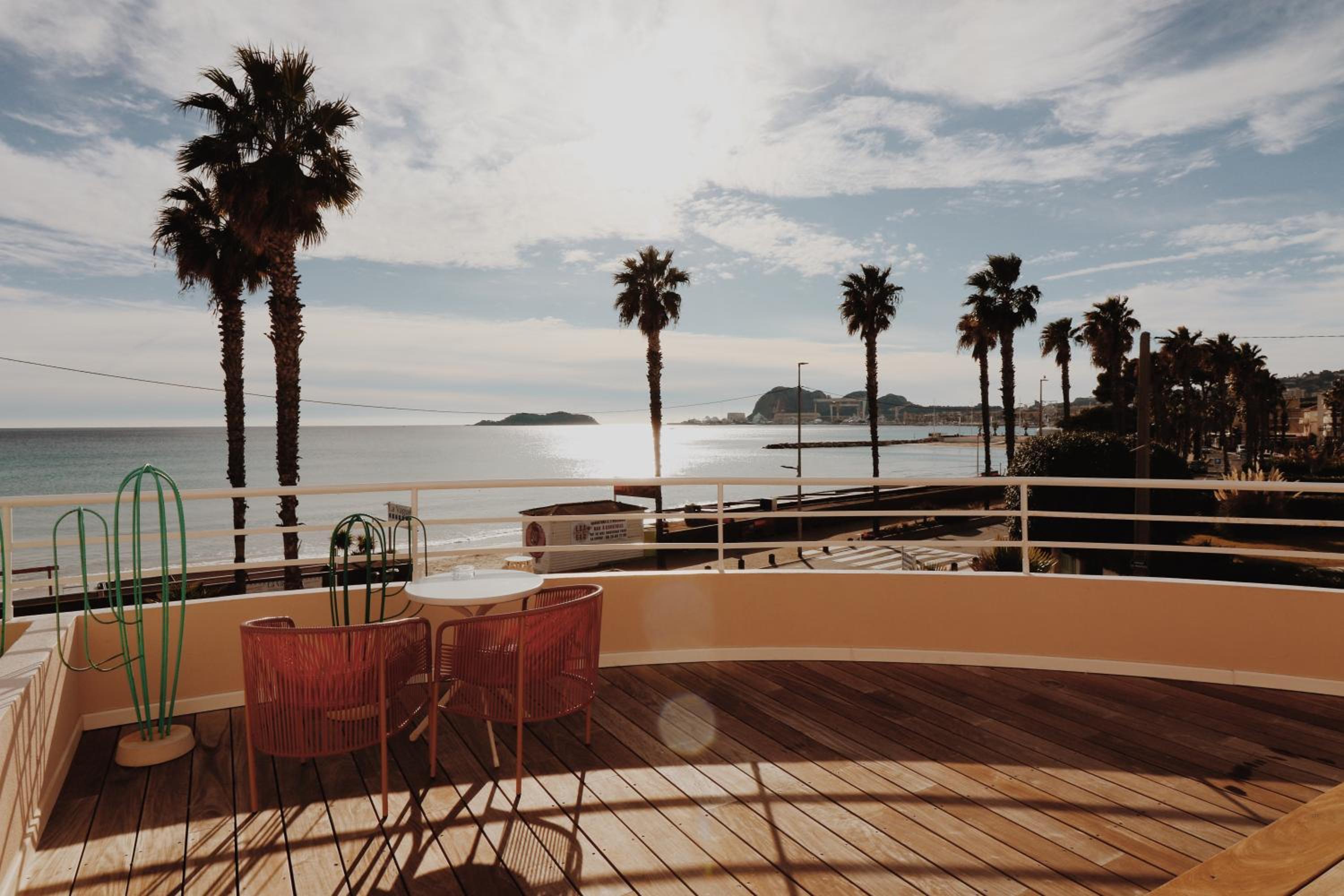 Double Room with Hot Tub and Private Terrace - Photo 30