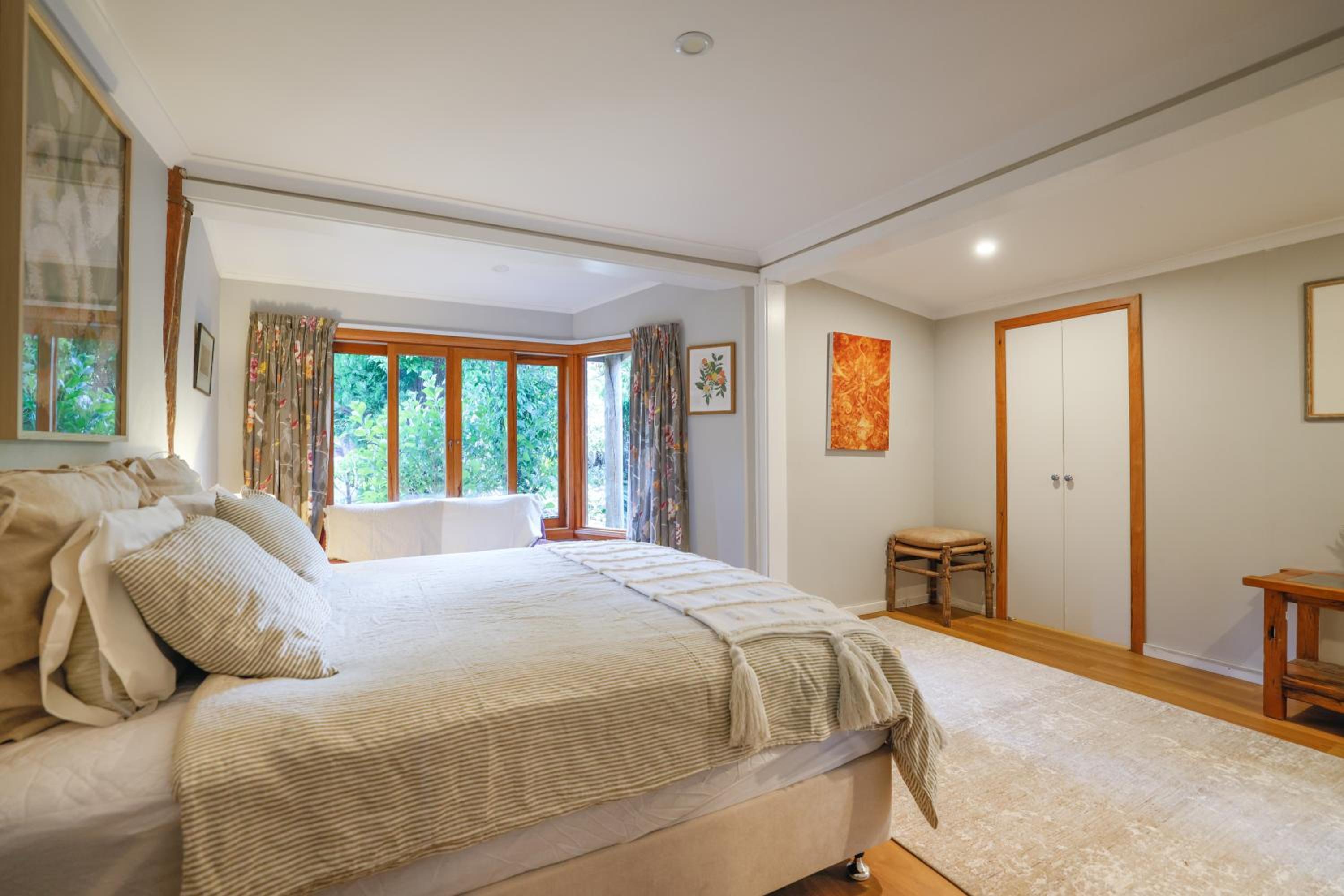 Four-Bedroom House photo 1
