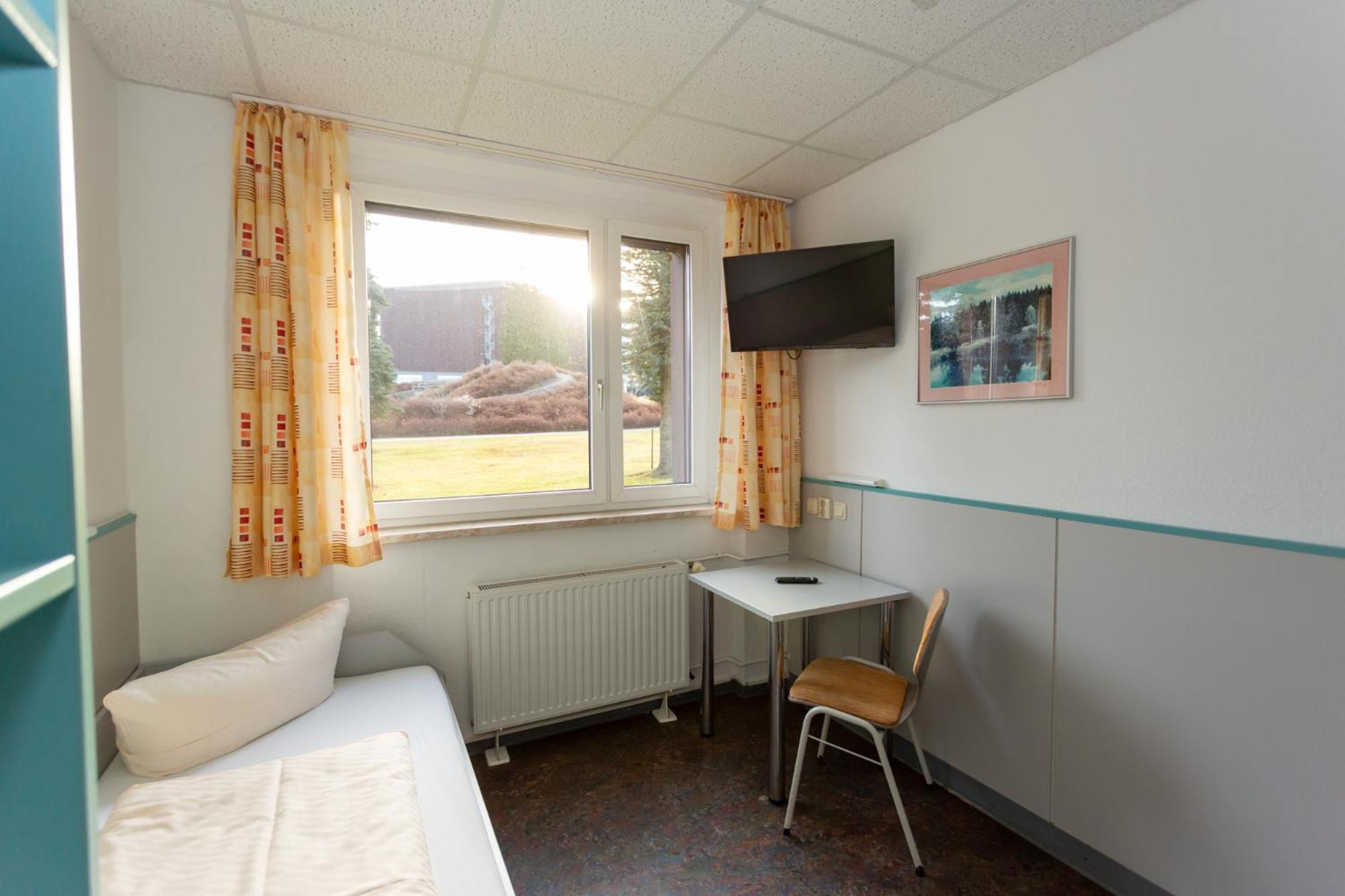 Budget Single Room photo 2
