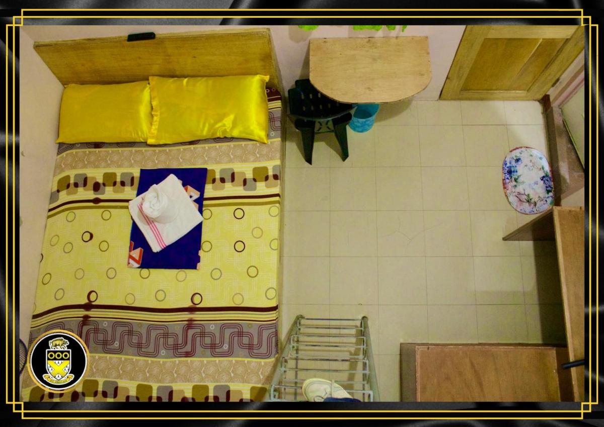 Queen Room photo 1