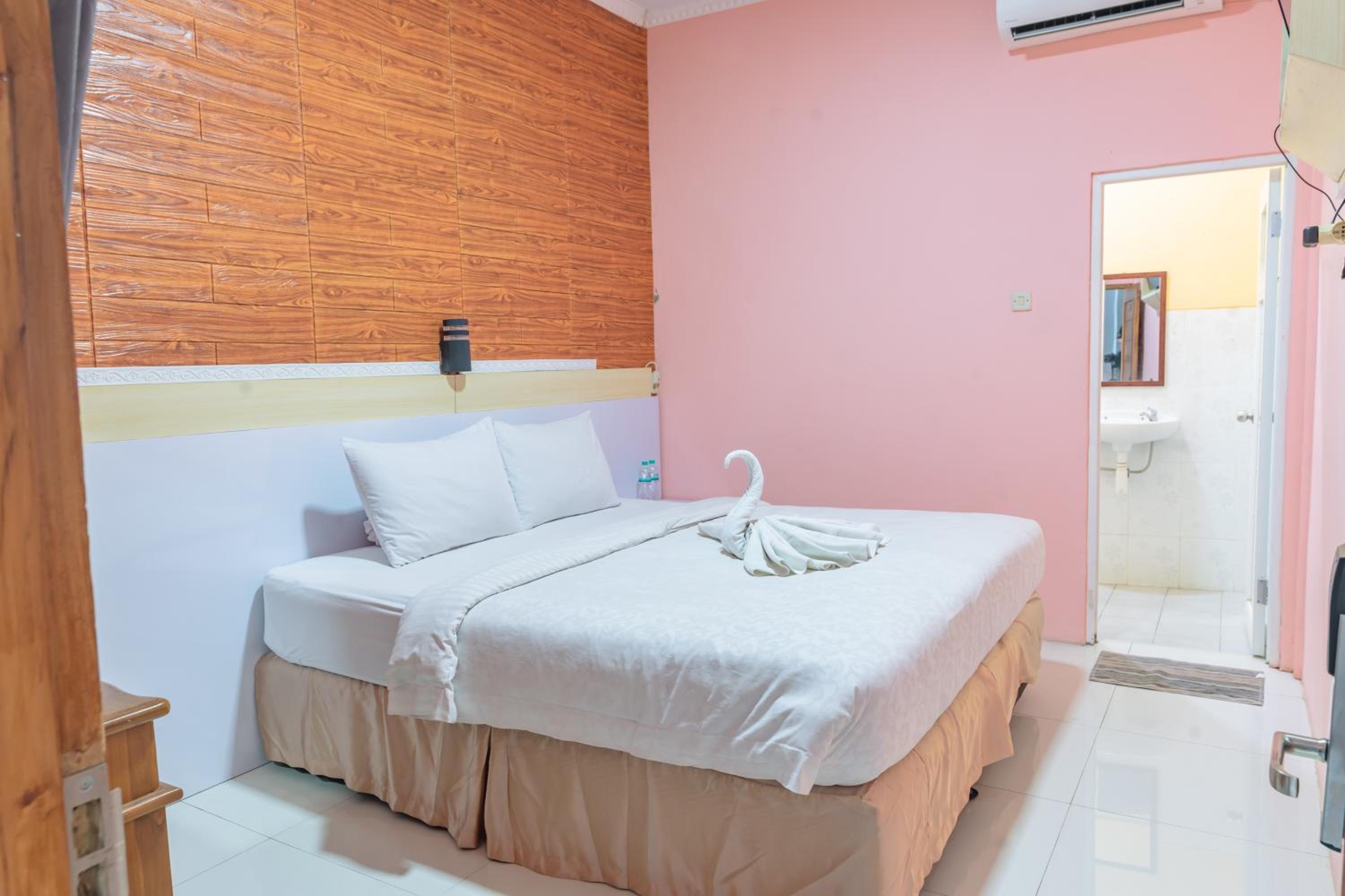 Deluxe Double Room photo 3