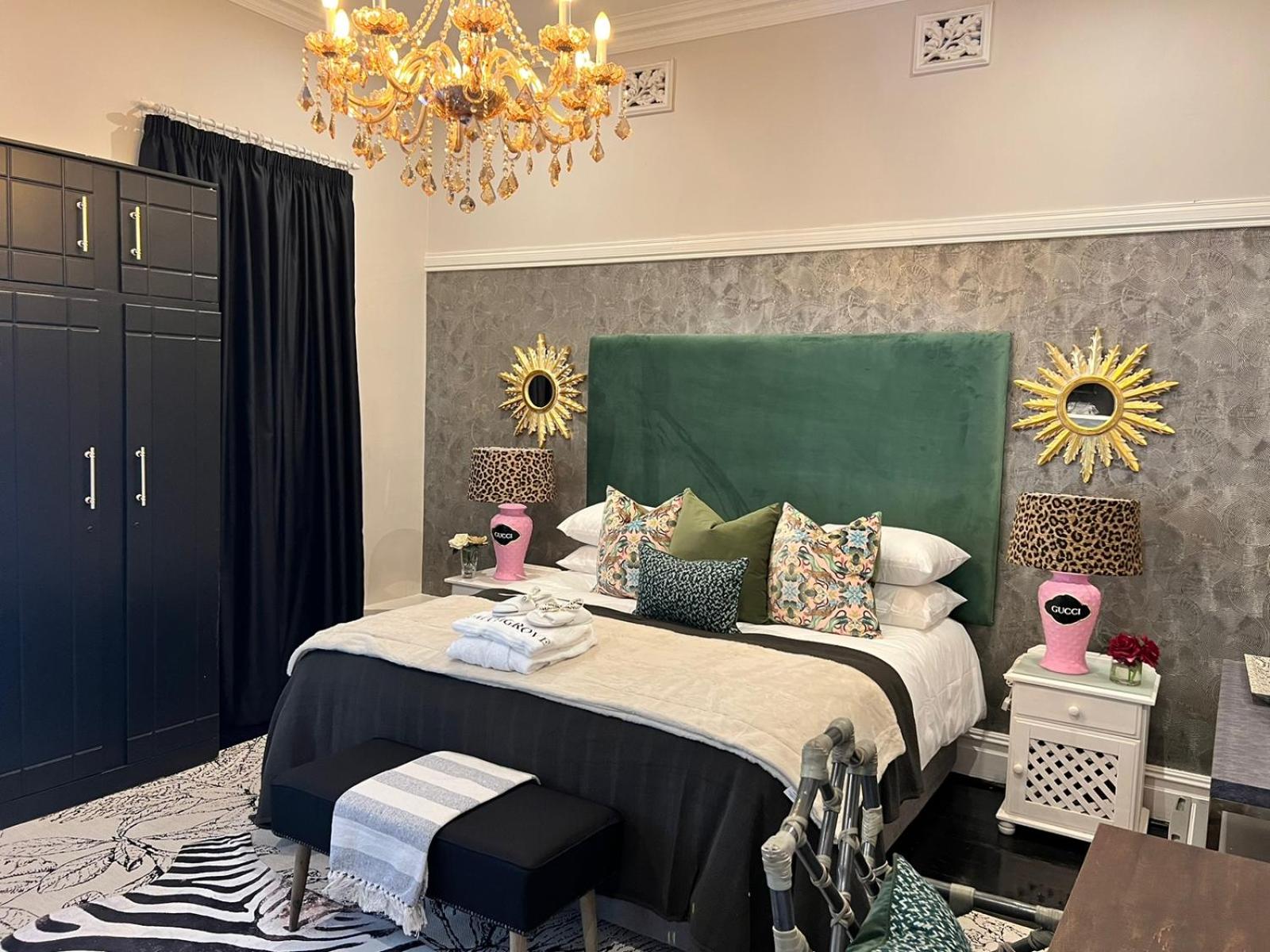 Deluxe King Suite
