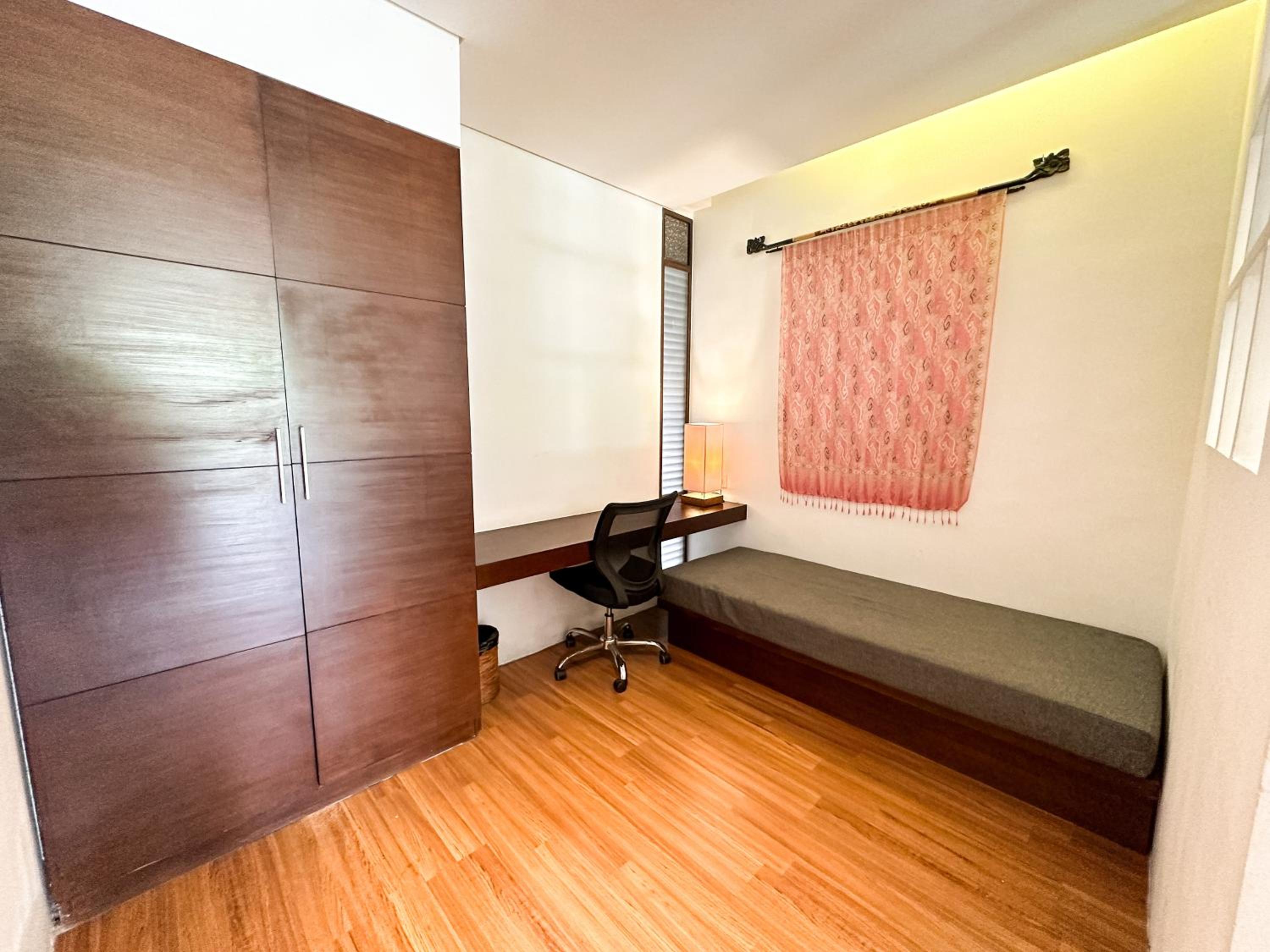 Deluxe Double or Twin Room with Pool View - Photo 12