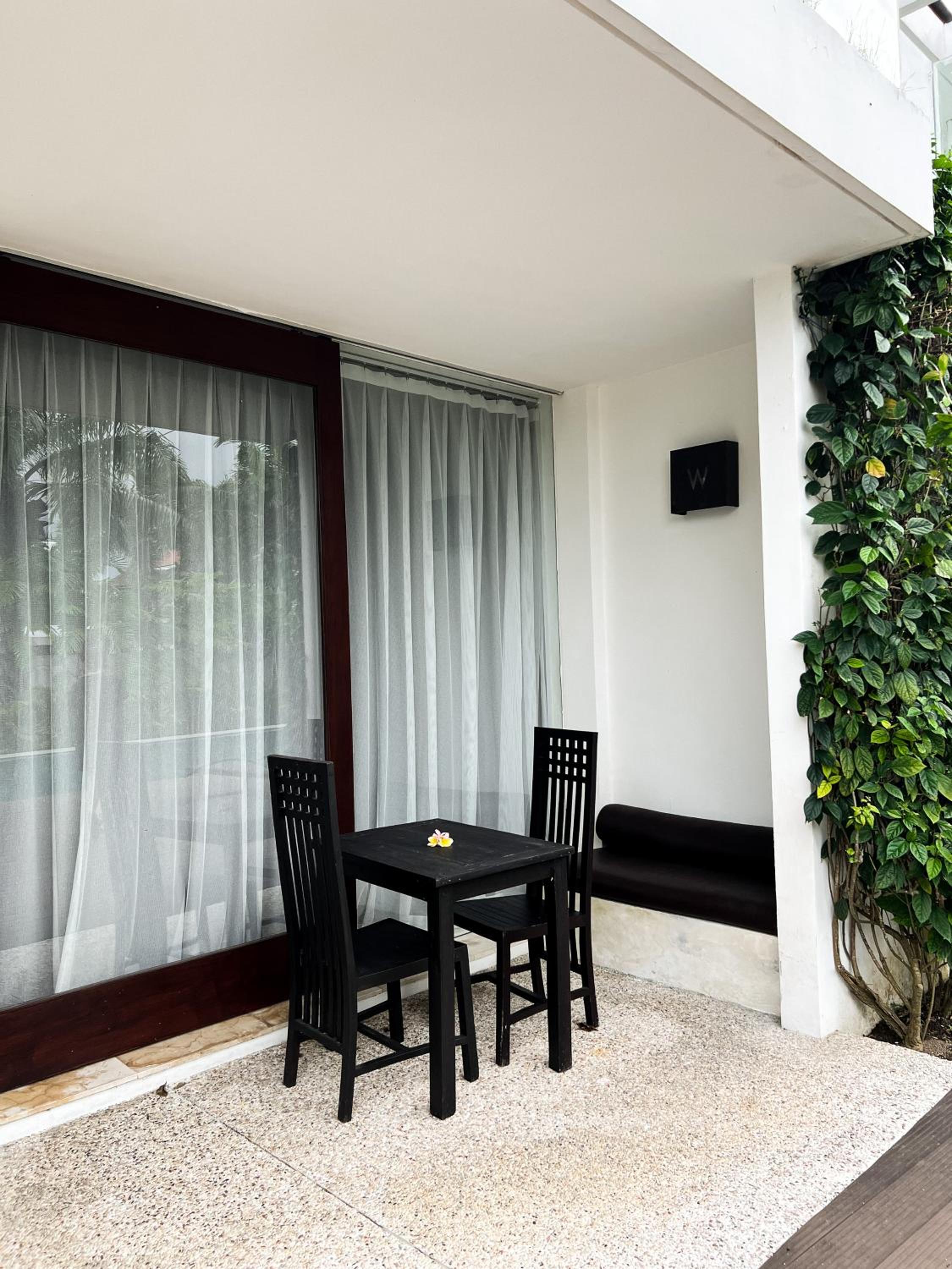Deluxe Double or Twin Room with Pool View - Photo 8