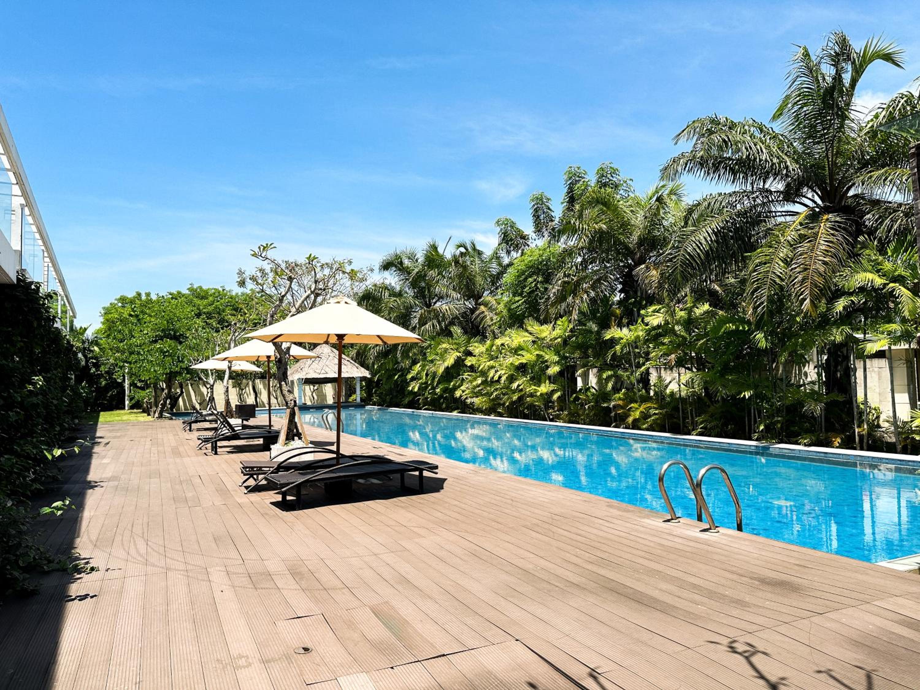 Deluxe Double or Twin Room with Pool View - Photo 3