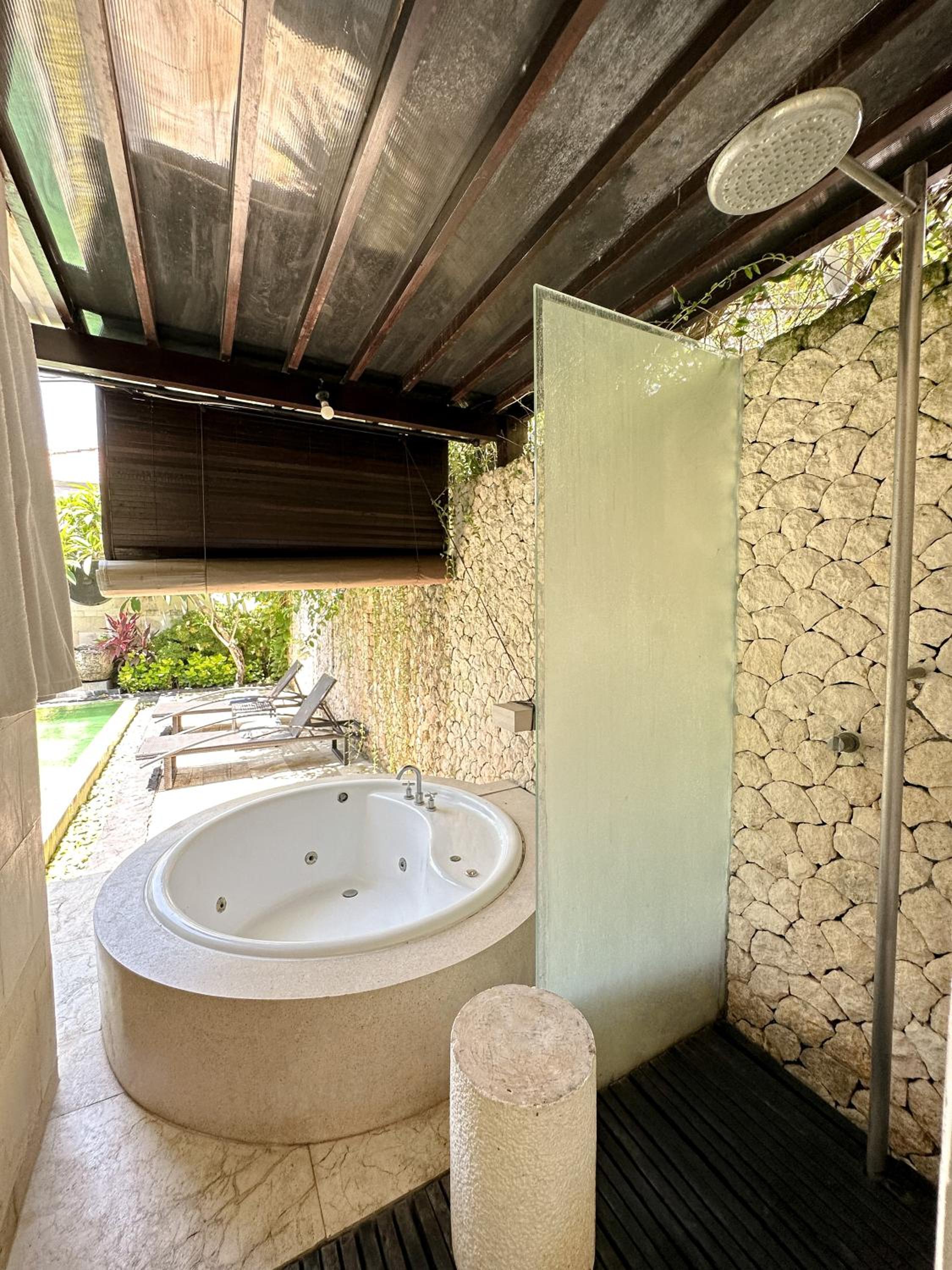 Two-Bedroom Villa - Photo 10