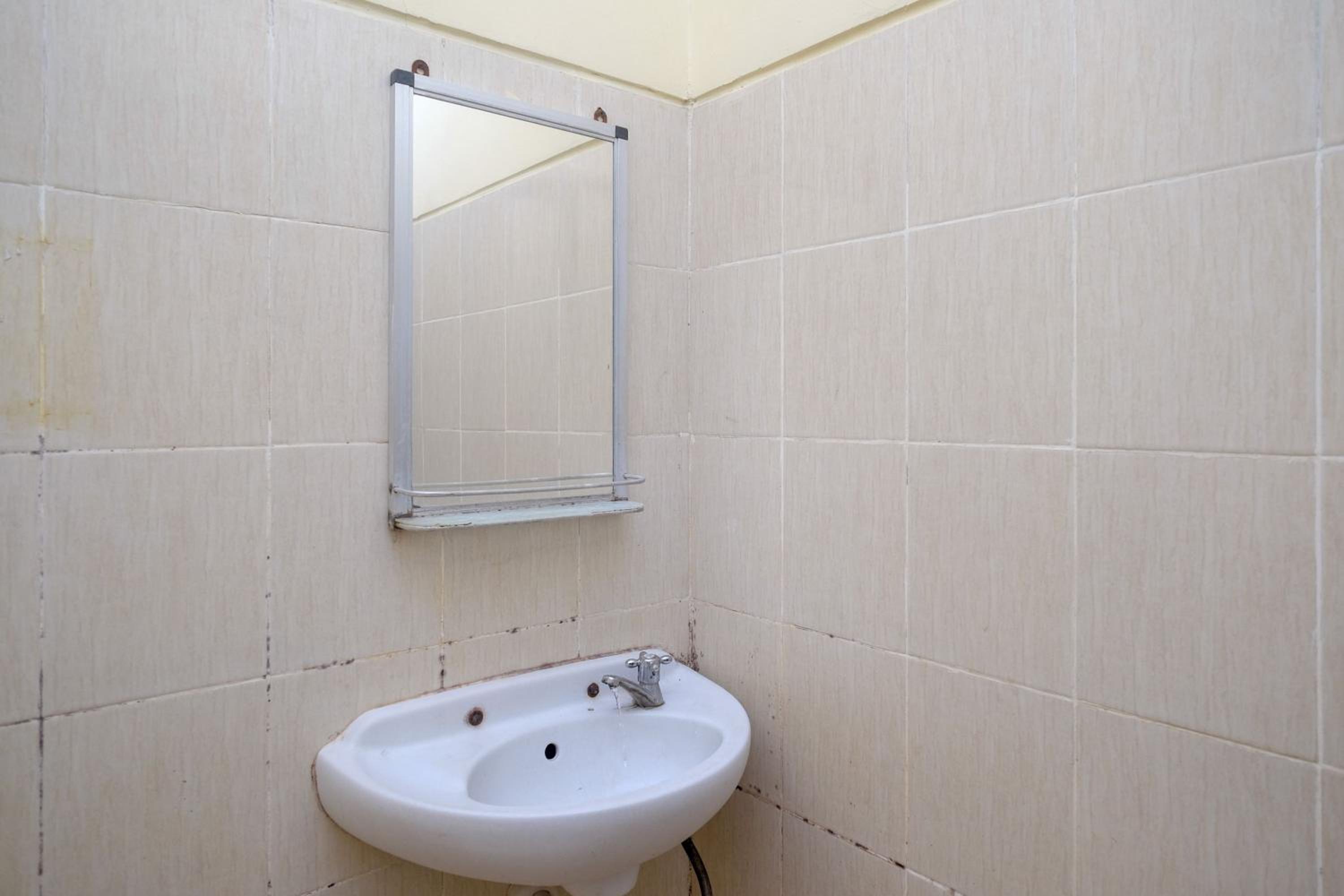 Deluxe Double Room - Photo 9