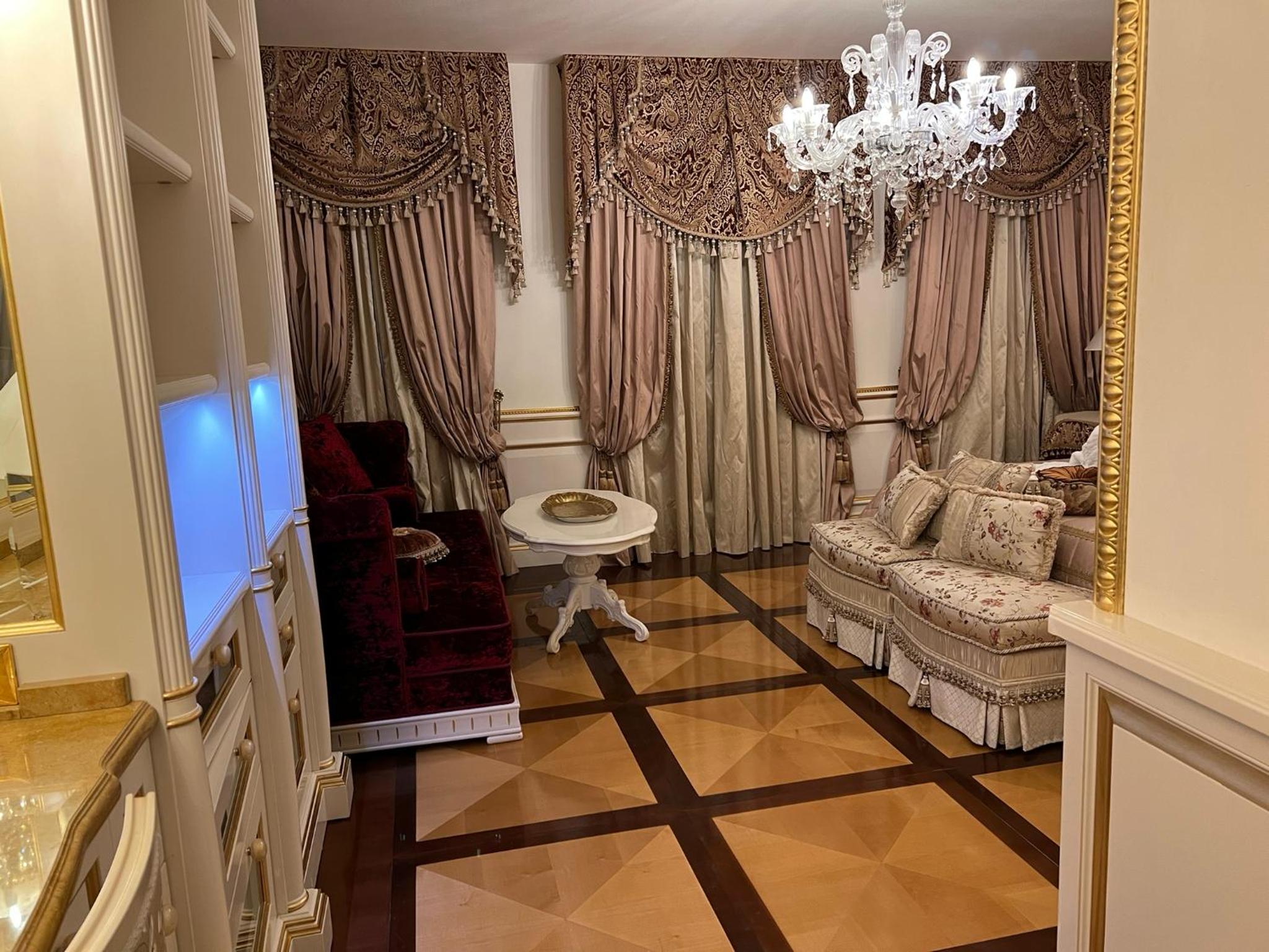 Presidential Suite photo 2
