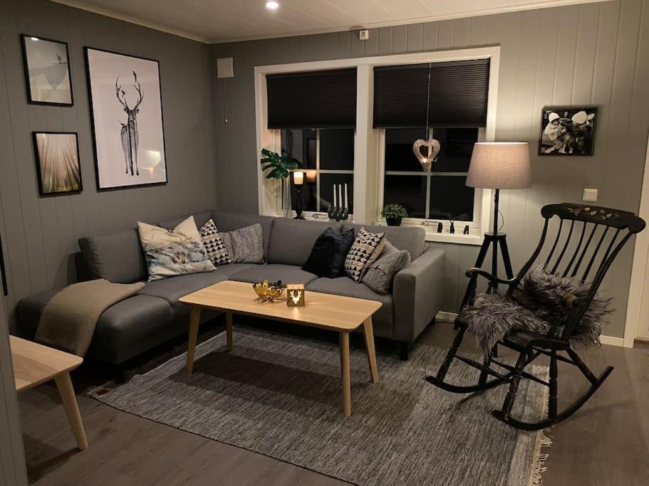 Three-Bedroom Apartment photo 1