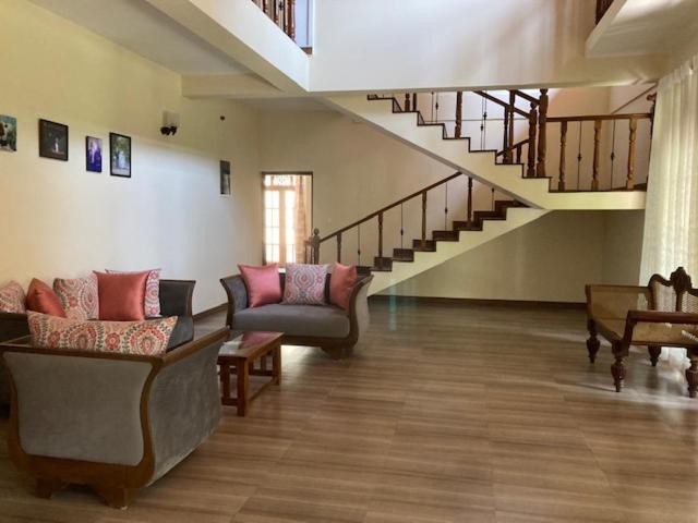 Three-Bedroom House photo 2