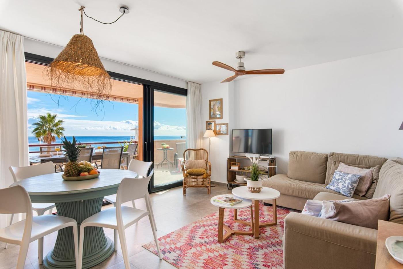 Apartamento con vista al mar