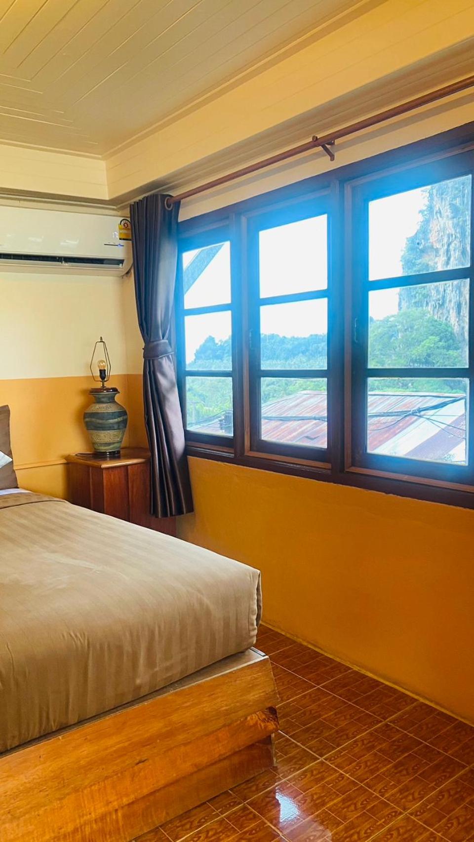 Double Room - Photo 6