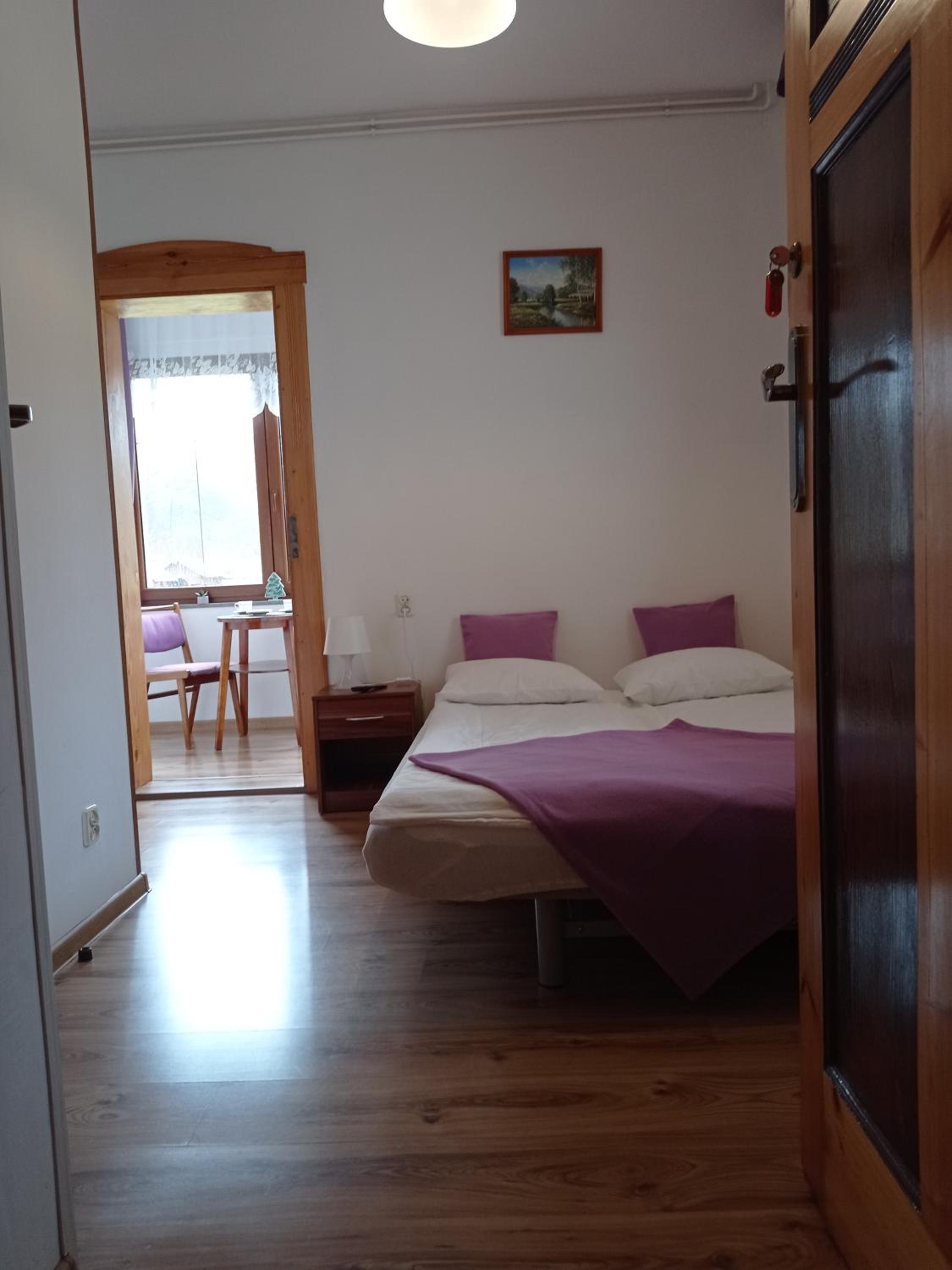 Double Room - Photo 9