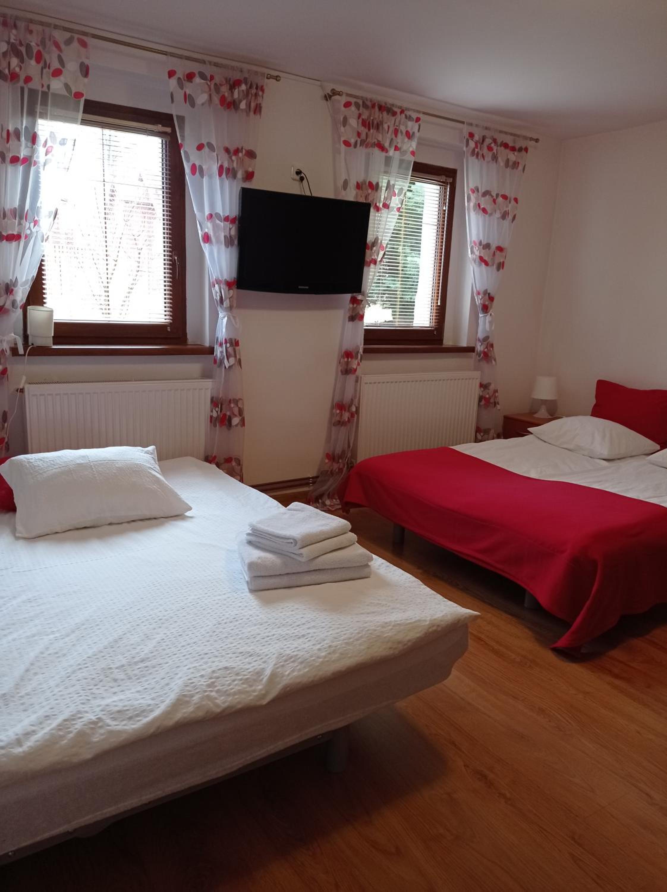 Quadruple Room - Photo 15