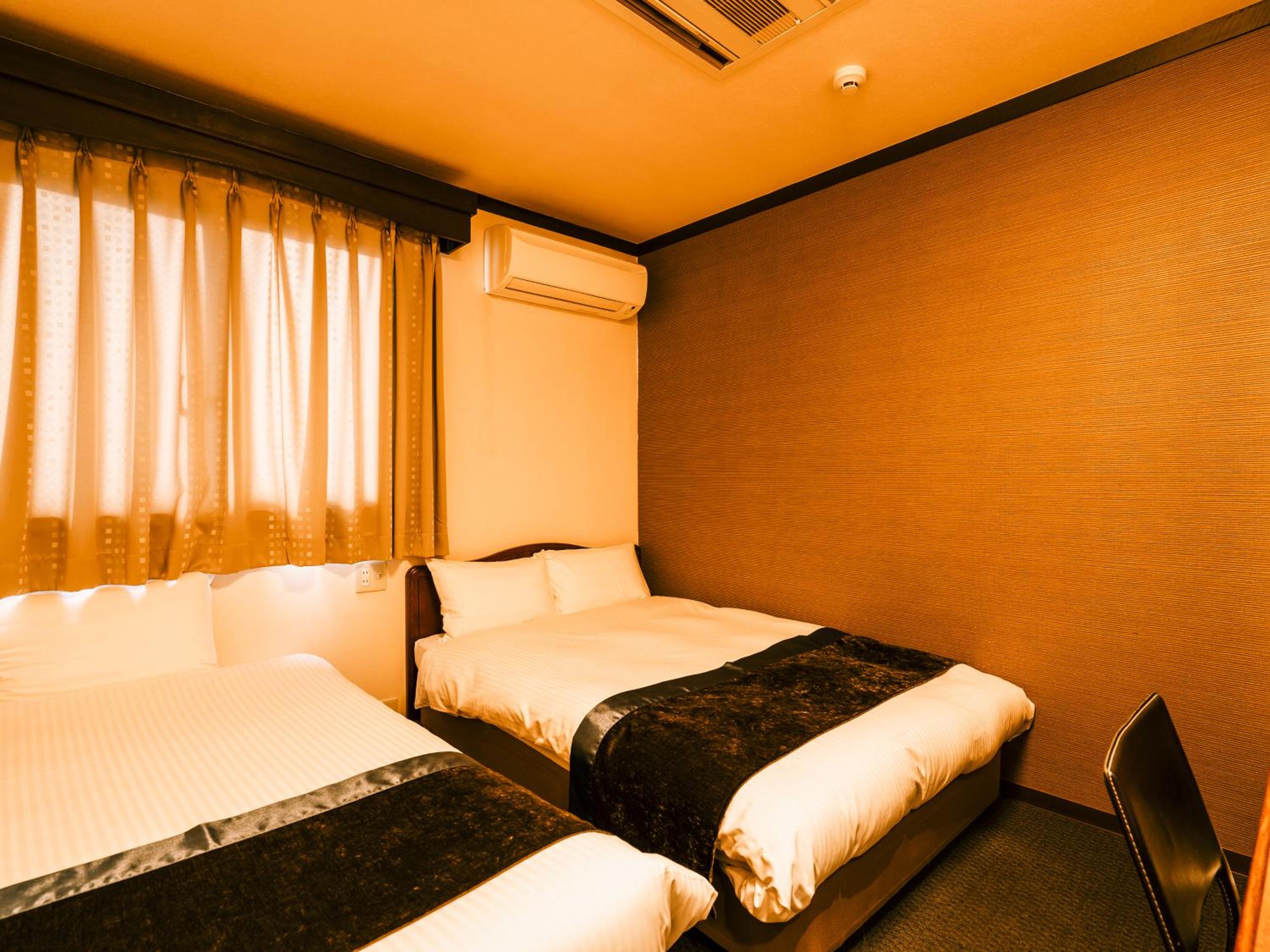 Economy Twin Room