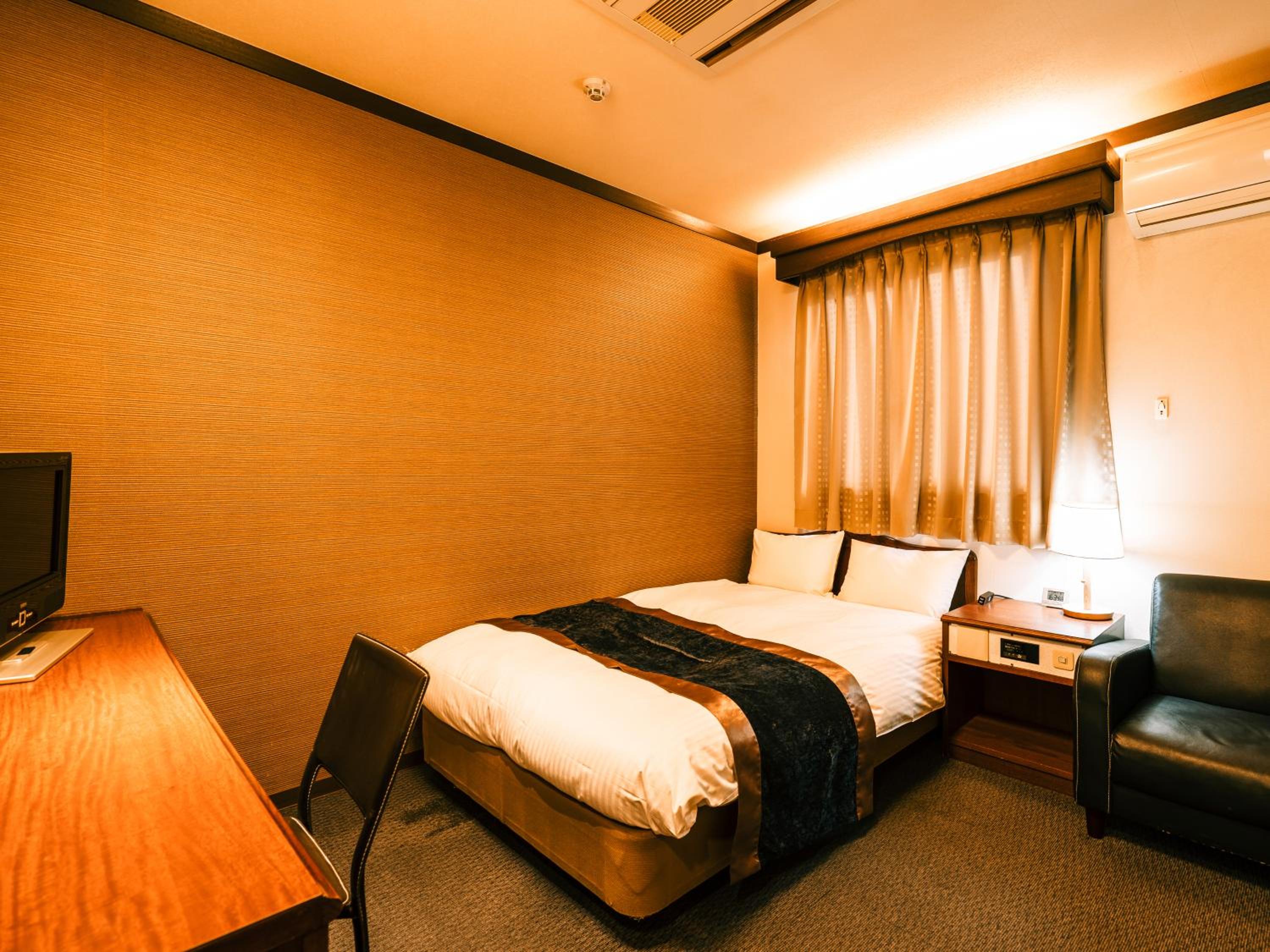 Double Room with Small Double Bed - Non-Smoking