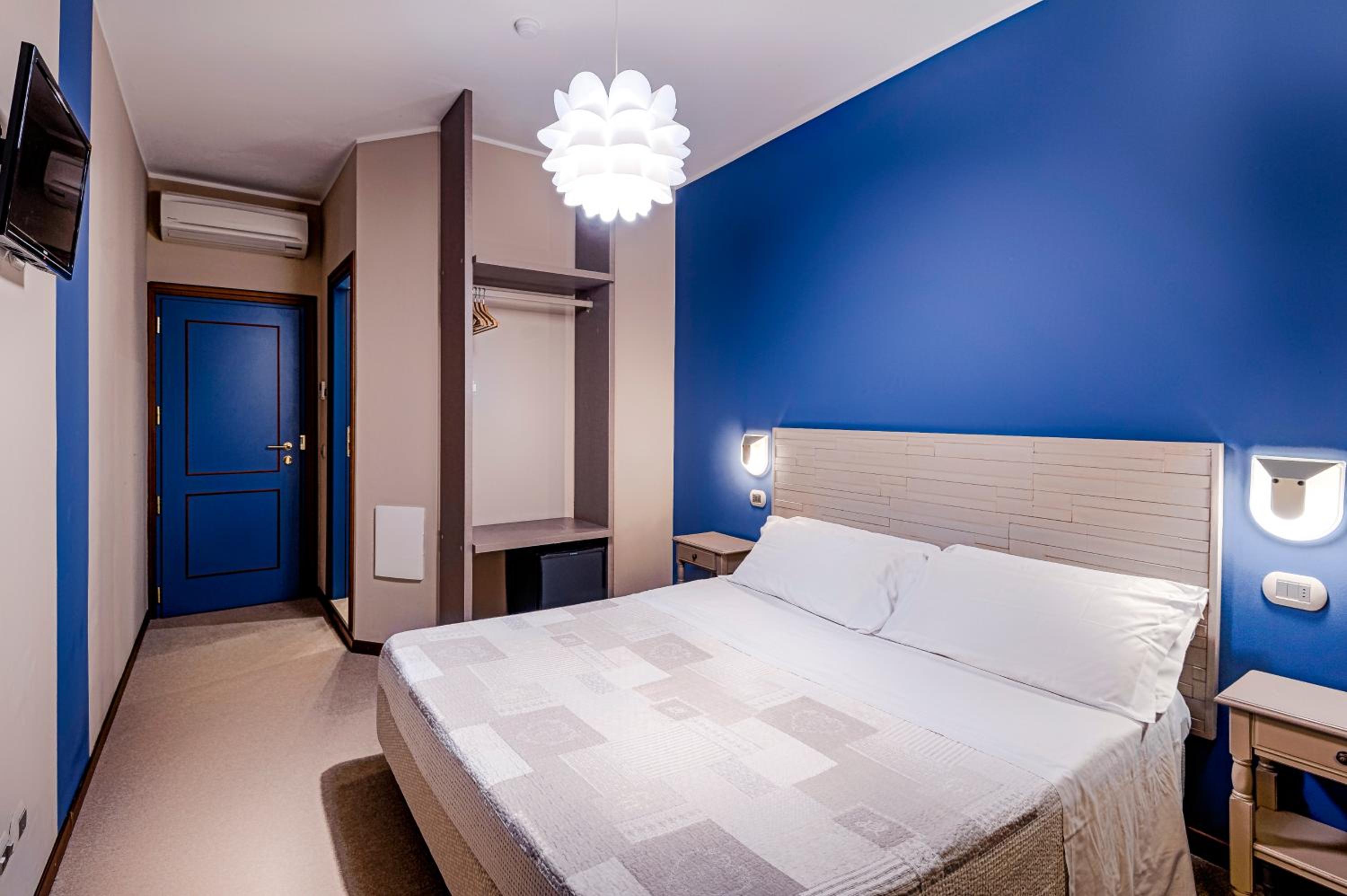 Economy Double or Twin Room photo 1