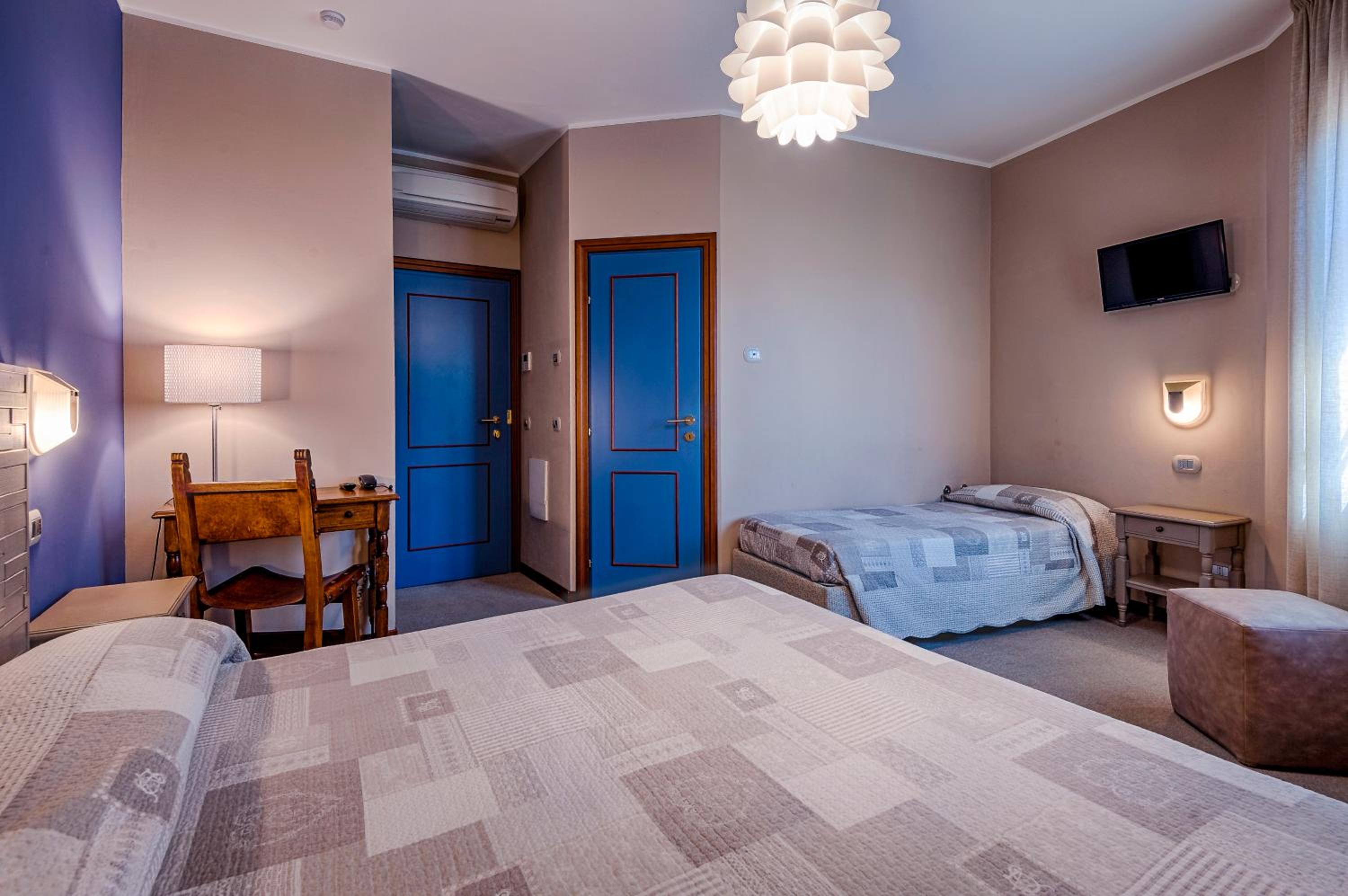Triple Room photo 2
