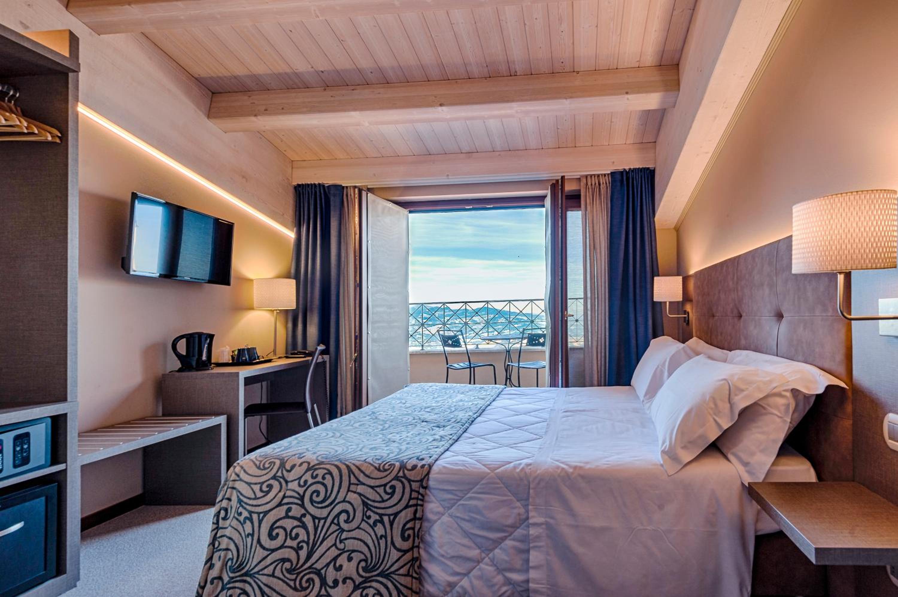 Superior Double Room photo 3