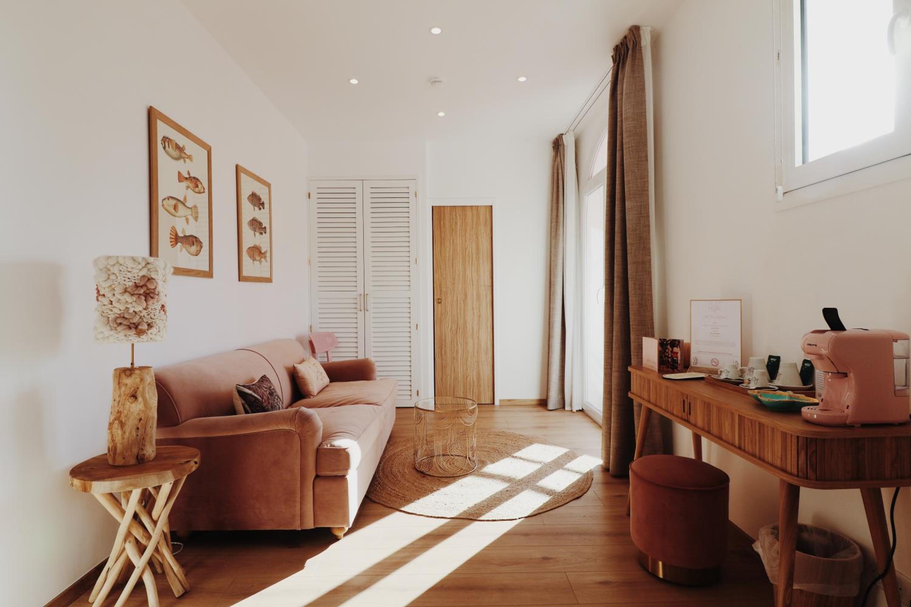 Superior Double Room - Photo 7
