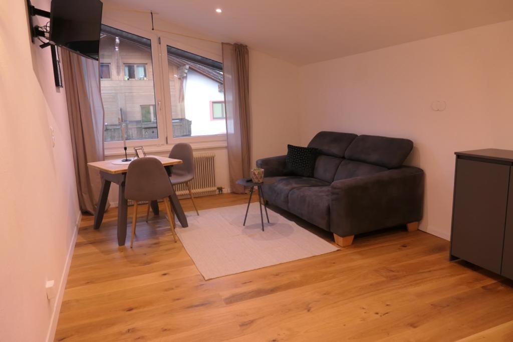 One-Bedroom Apartment - Photo 5