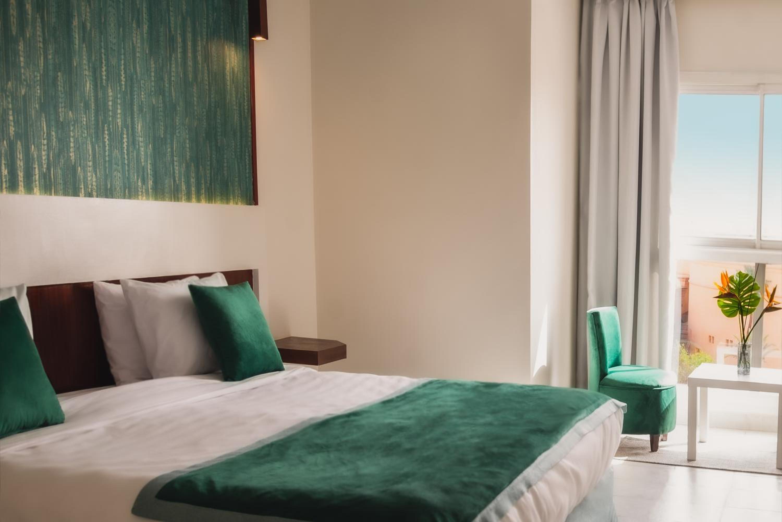 Deluxe Double Room - Photo 1