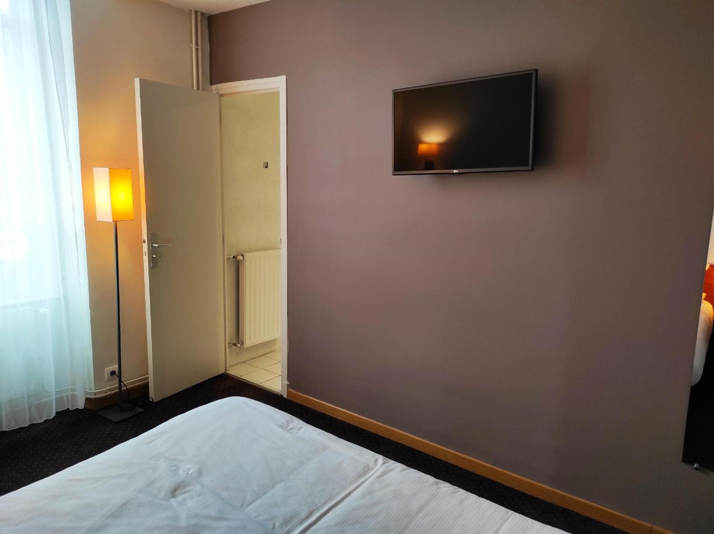 Classic Double Room - Photo 3