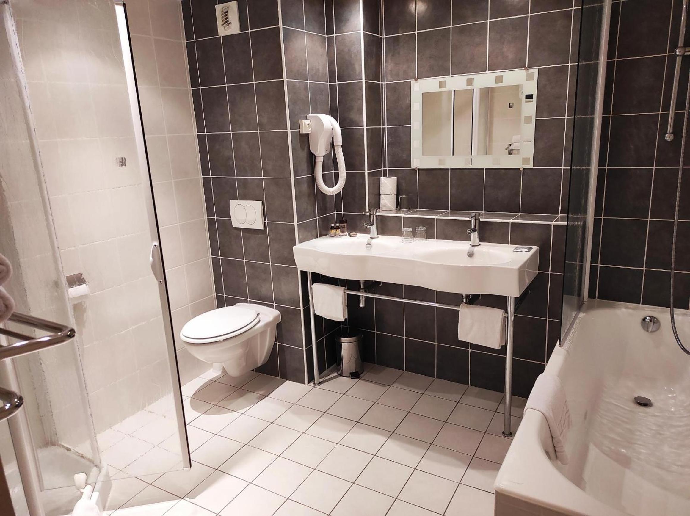 Superior Double Room - Photo 3